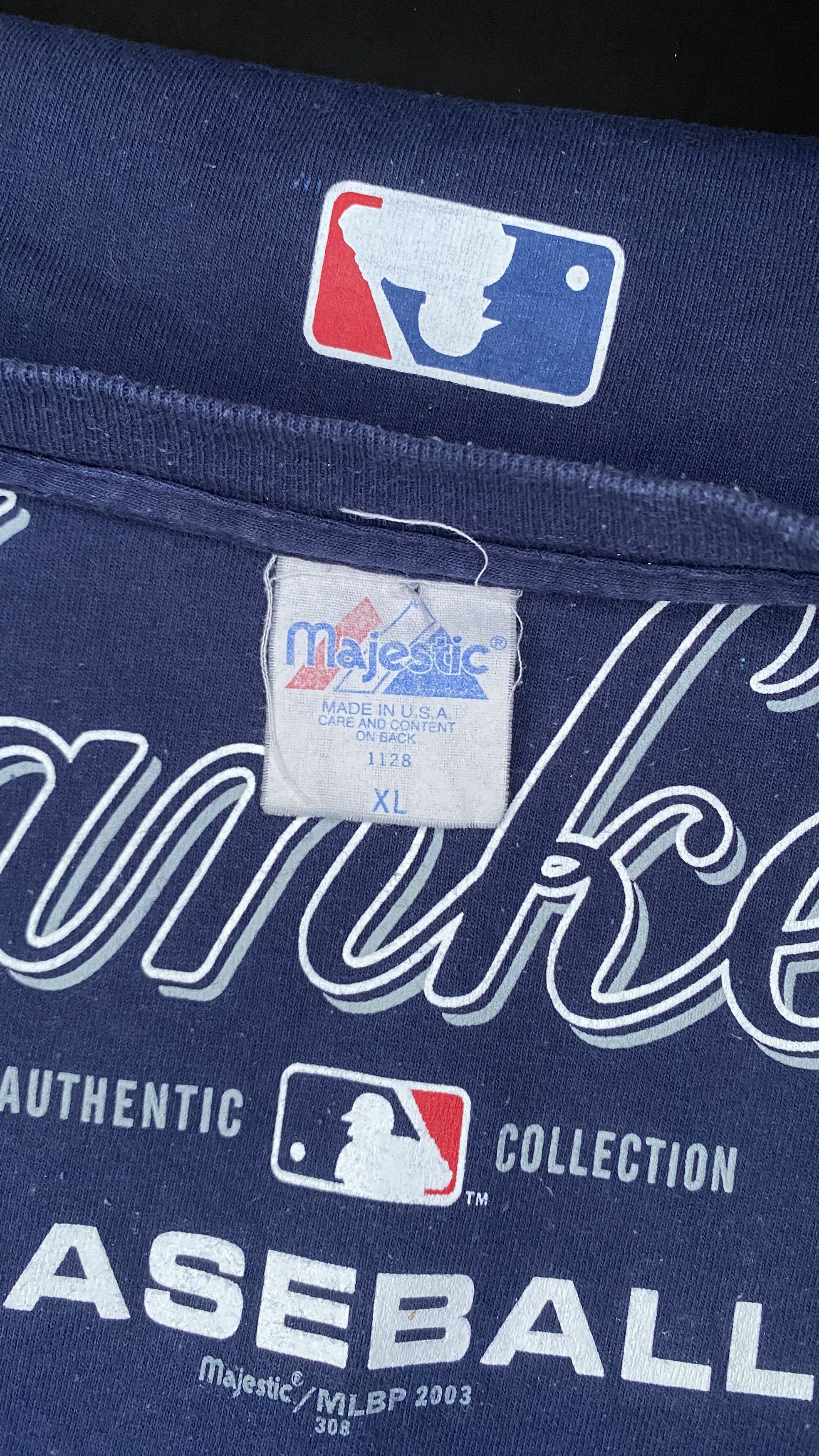 MLB Vintage 90s Yankees Majestic Authentic Spellout T-Shirt Size US XL / EU 56 / 4 - 4 Thumbnail