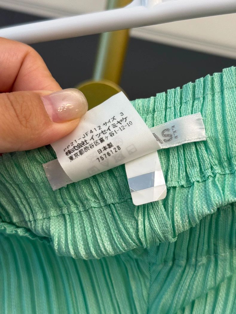 Issey Miyake Issey Miyake size:3 Apple green pleated pants Size 42" / US 20 - 4 Thumbnail