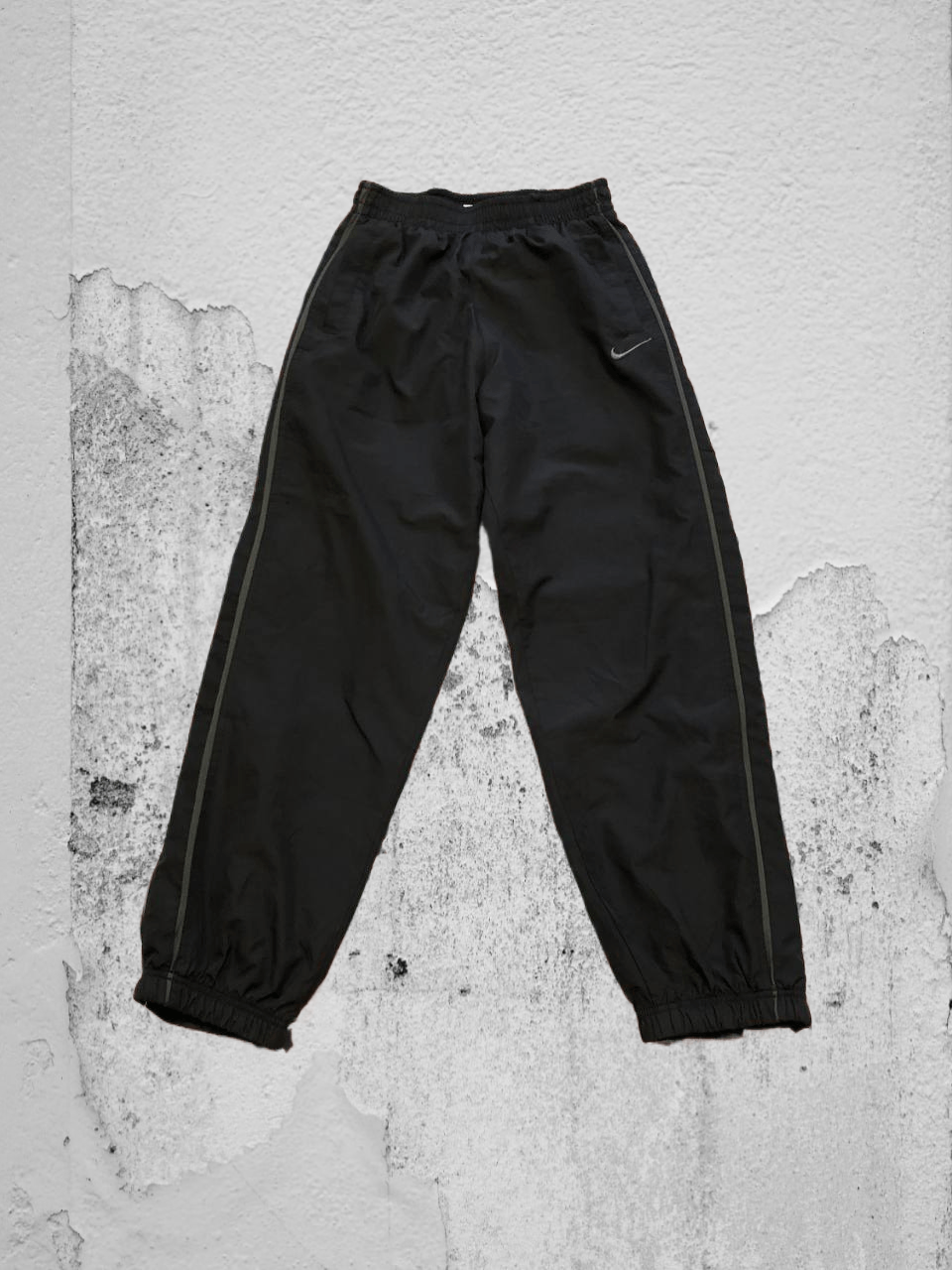 Nike logo Nike Casual Pants black streetwear crazy Y2K Vintage Size US 30 / EU 46 - 1 Thumbnail