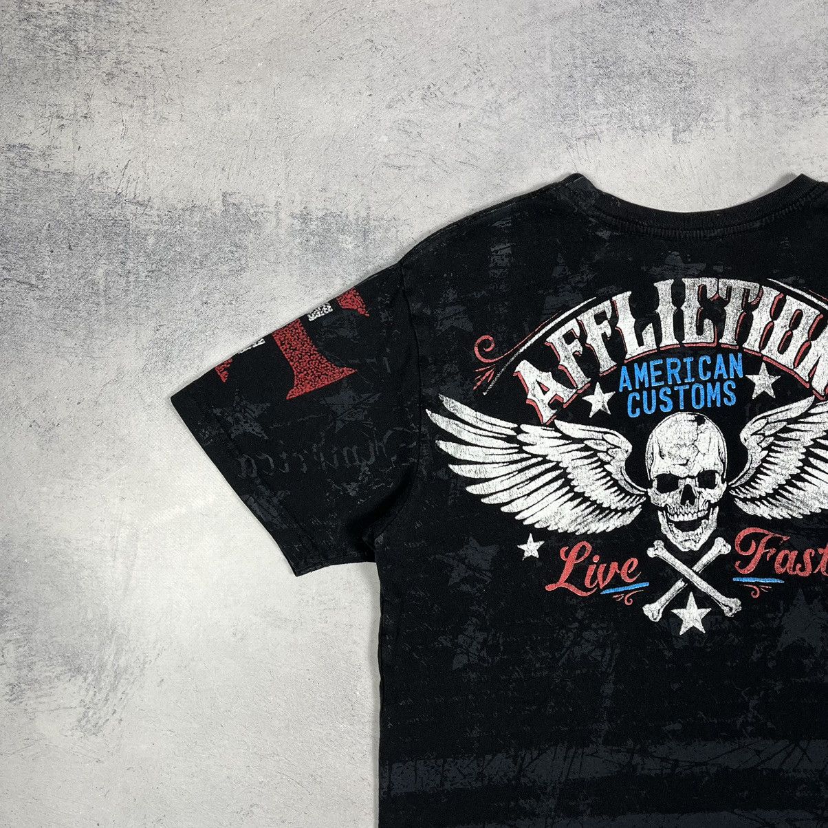 Affliction Vintage Affliction Y2K All Over Print Skulls T Shirt 00’s Size US M / EU 48-50 / 2 - 17 Thumbnail
