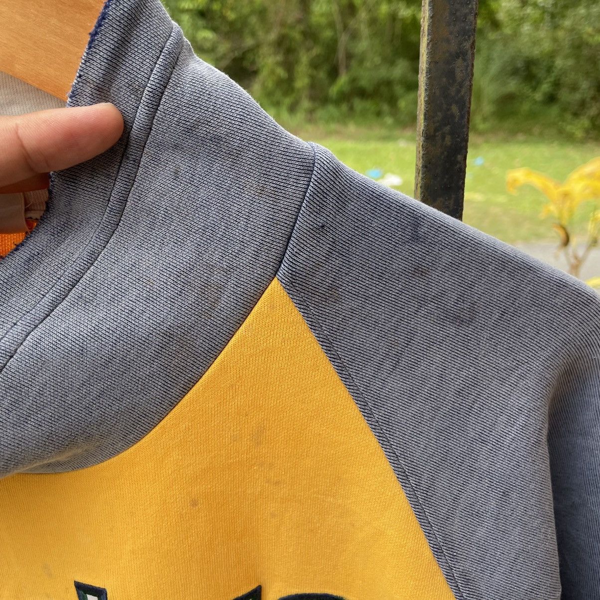 Adidas × Vintage 🔥Vintage Adidas Multicolour Sun Faded Distress Sweatshirts Size US M / EU 48-50 / 2 - 10 Thumbnail