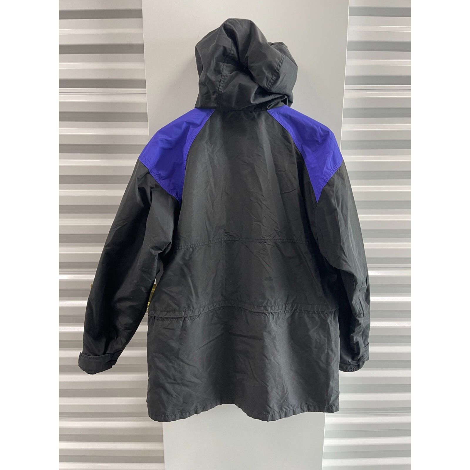 Columbia VTG 90S COLUMBIA SPORTSWEAR BLACK PURPLE BLUE LONG JACKET SZ Size US L / EU 52-54 / 3 - 3 Thumbnail