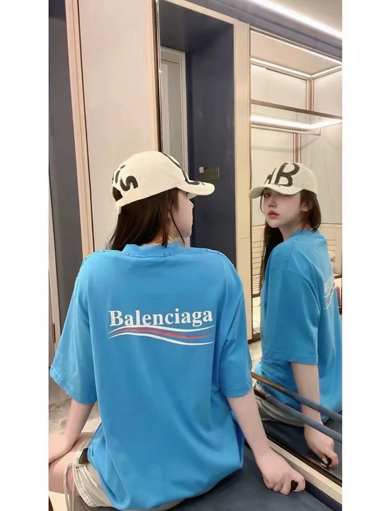 Balenciaga Balenciaga Do Old Destruction Blue Cola Waves logo short s Size US L / EU 52-54 / 3 - 9 Thumbnail