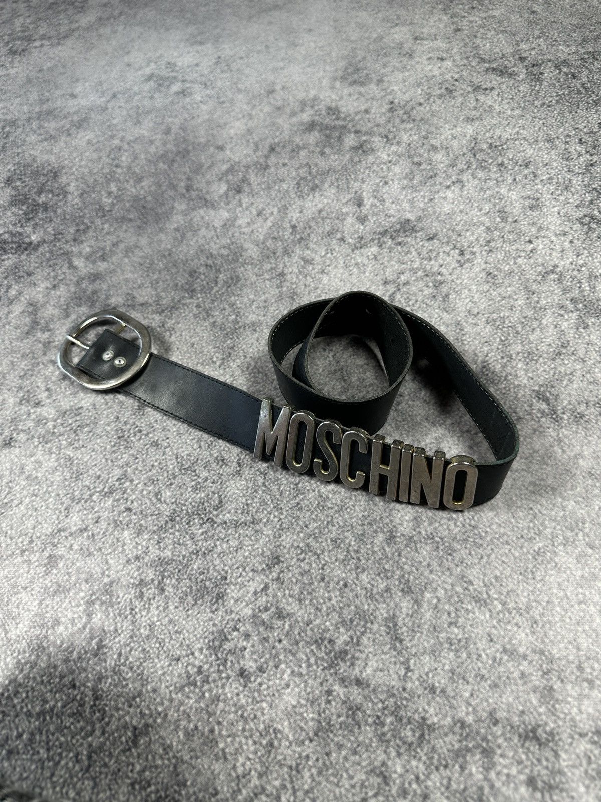 Moschino Y2k vintage Moschino logo belts Streetwear luxury style VTg Size ONE SIZE - 1 Thumbnail