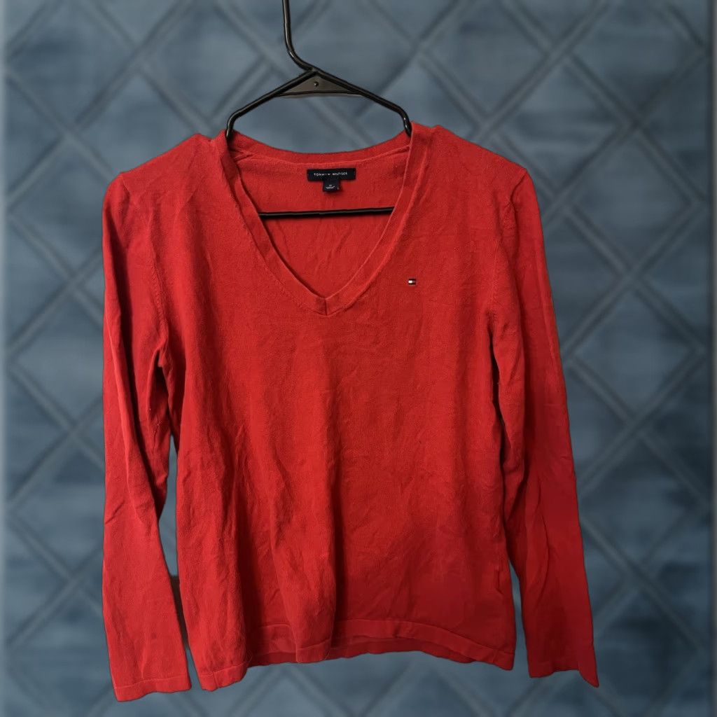 Tommy Hilfiger Tommy Hilfiger T Shirt M Red Long Sleeve V Neck Tee Womens Cotton Solid Easy Care Lightweight Size M / US 6-8 / IT 42-44 - 1 Thumbnail