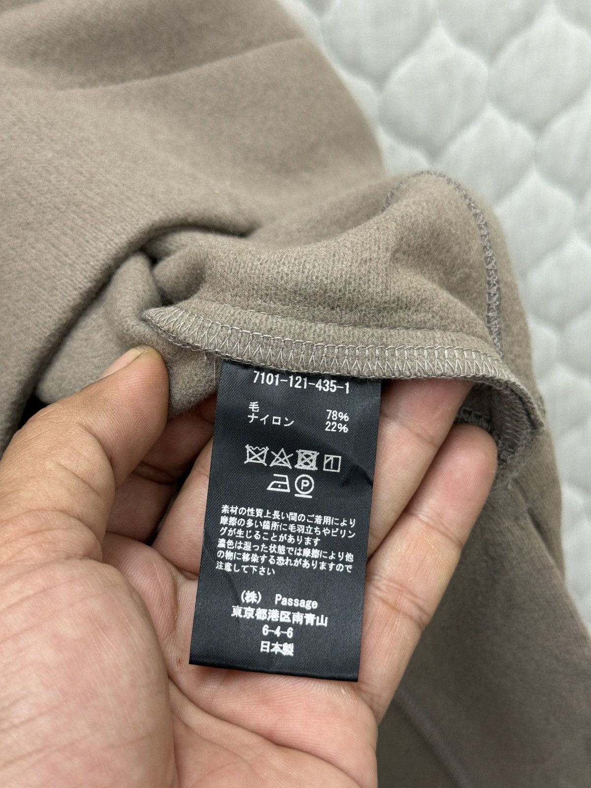 Hypebeast 🔥🔥🔥ARCHIVE COG THE BIG SMOKE PONCHO Size M / US 6-8 / IT 42-44 - 7 Thumbnail