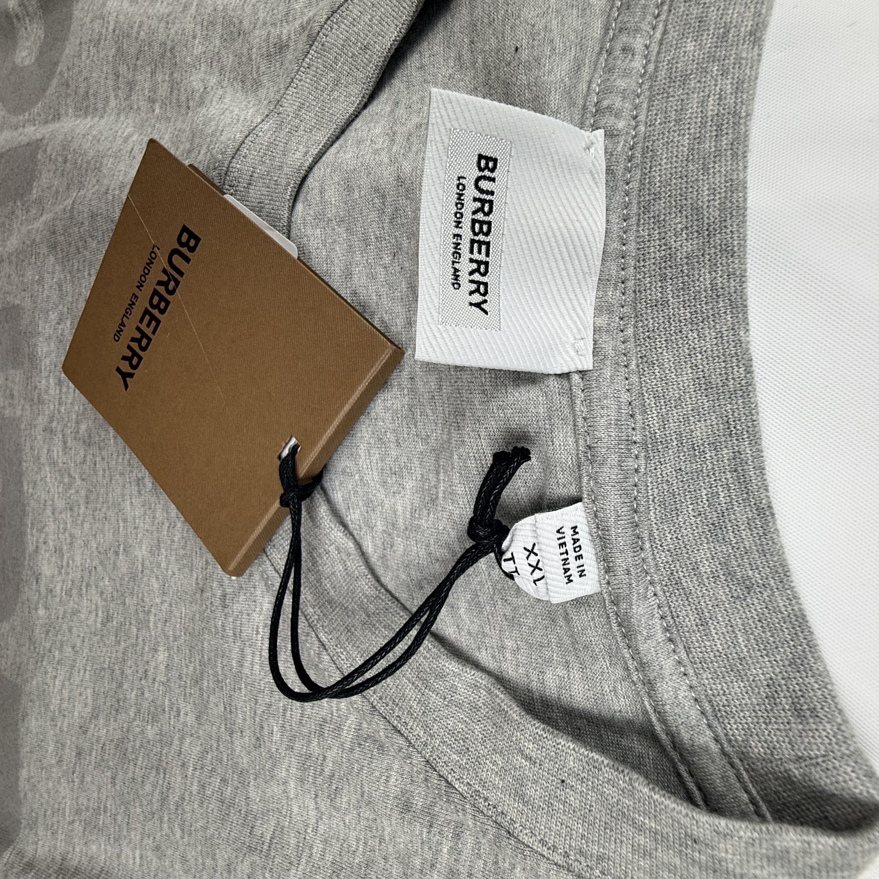 Burberry Burberry Mens Horseferry Print Grey Cotton Oversized T Size US XXL / EU 58 / 5 - 3 Thumbnail
