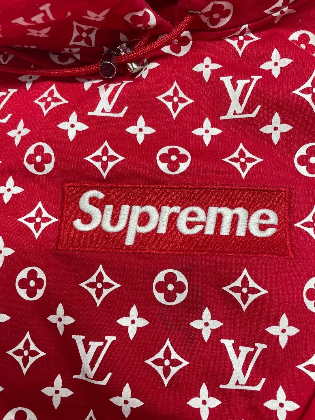 Louis Vuitton Louis Vuitton Co-branded Red Full Print Hoodie -DMC Size US XL / EU 56 / 4 - 10 Thumbnail