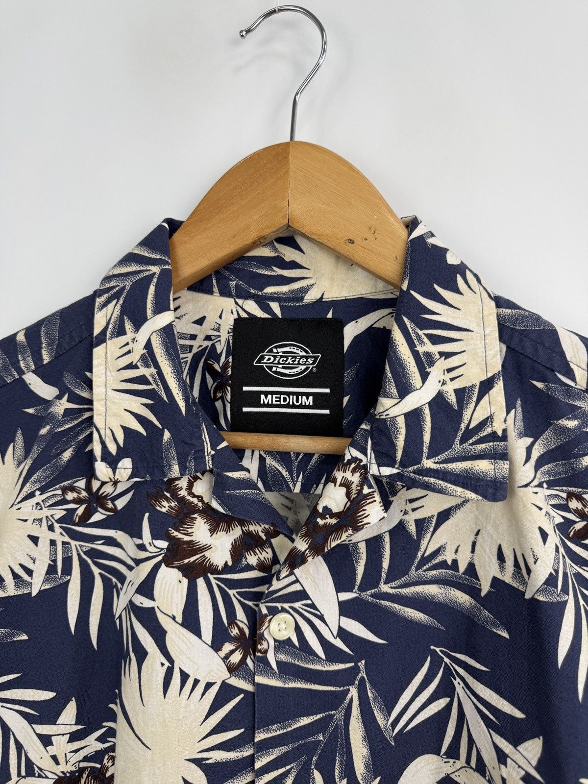 Dickies 🇺🇸🌺 Dickies Hawaiian Floral Short Sleeve Shirt Retro Rare Size US M / EU 48-50 / 2 - 4 Thumbnail
