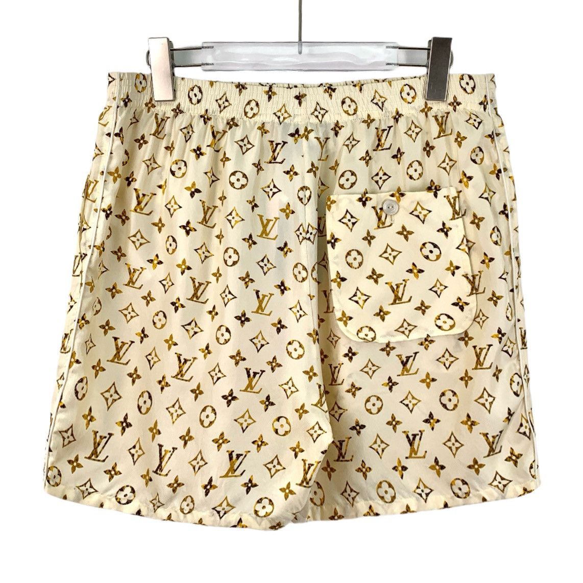 Louis Vuitton Louis Vuitton Mulberry Silk Allover Logo Print Shorts K26WX Size 24" / US 00 / IT 34 - 2 Thumbnail