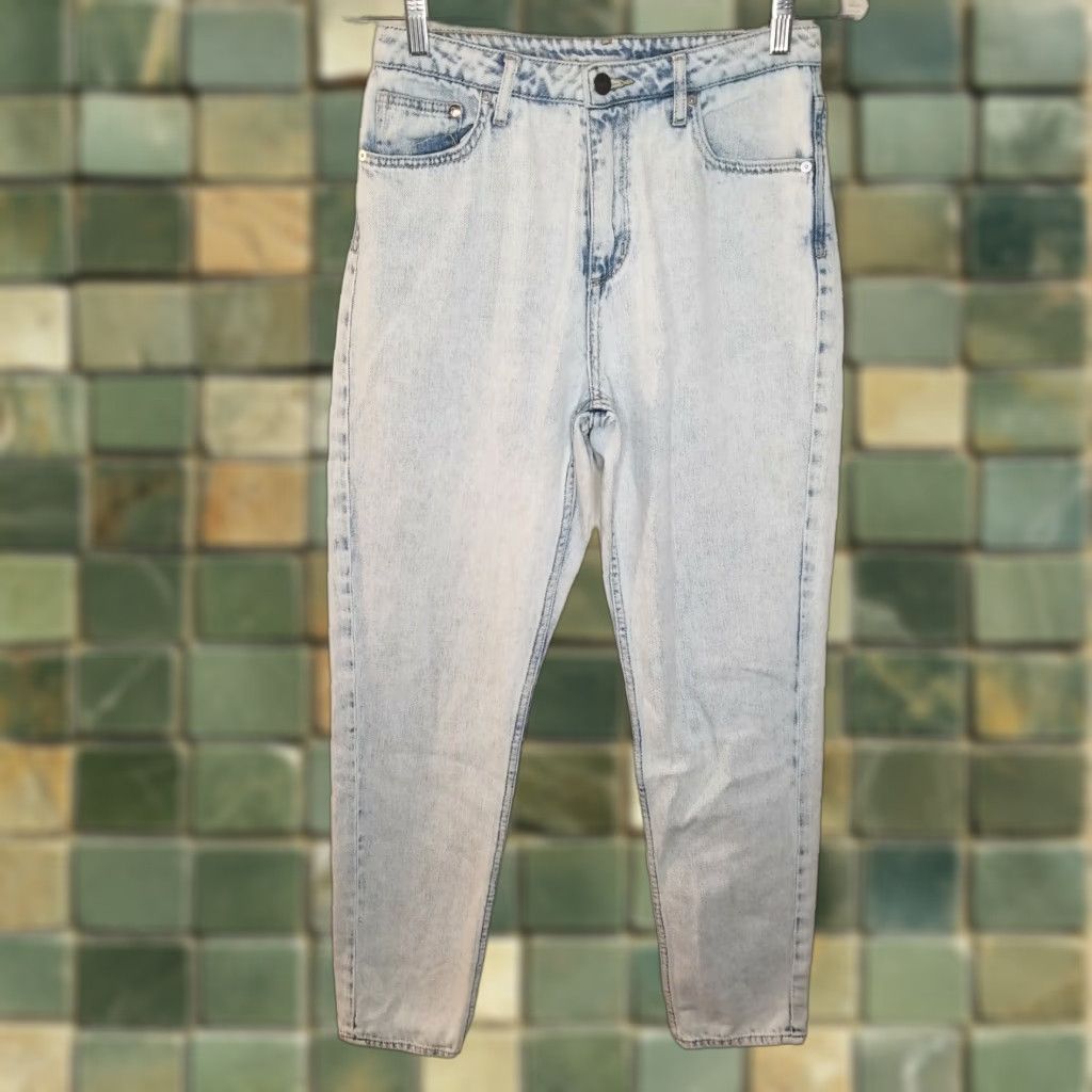 H&M VINTAGE? Wait: H&M & Denim Womens Acid Wash Mom Blue Jeans 28/32 Jeans Women Blue Acid Wash Mom 28/32 Size 28" / US 6 / IT 42 - 1 Thumbnail