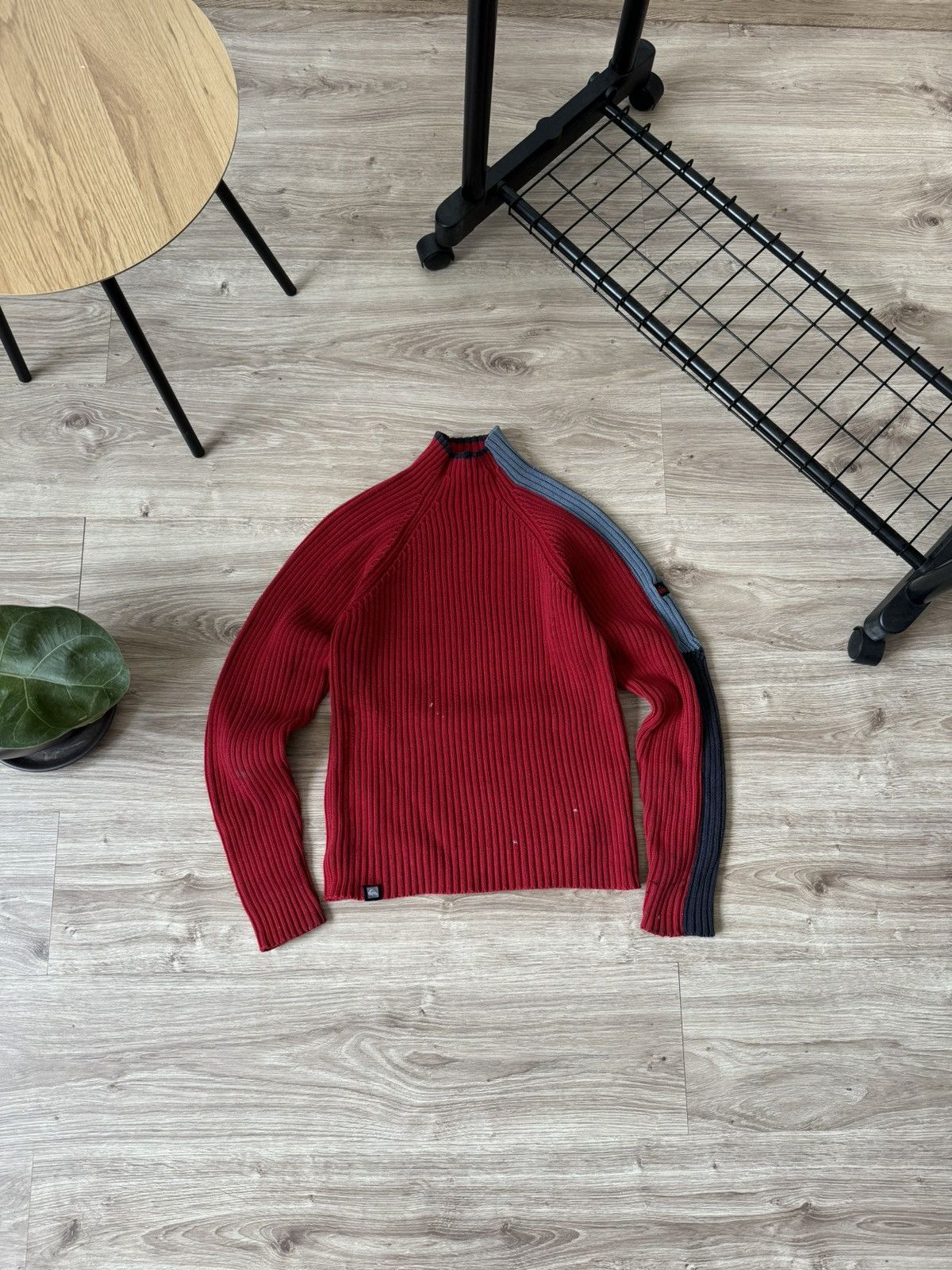 Quiksilver × Vintage Vintage Y2K Quiksilver Japanese Painted Striped Knit Sweater Size US M / EU 48-50 / 2 - 1 Thumbnail