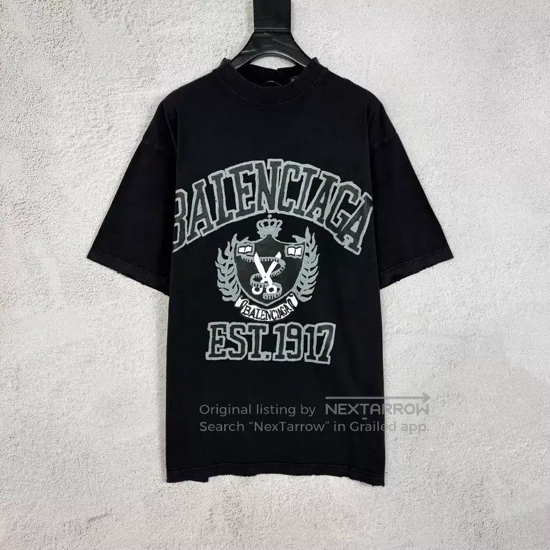 Balenciaga Balenciaga Black logo scissors graffiti print round neck s Size US S / EU 44-46 / 1 - 1 Thumbnail