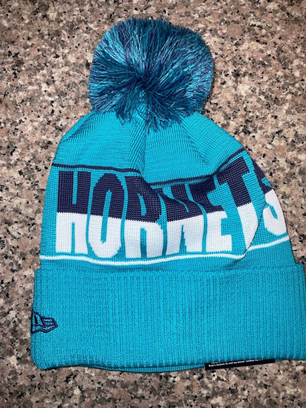 New Era New Era Charlotte Hornets Beanie Hat Size ONE SIZE - 5 Thumbnail