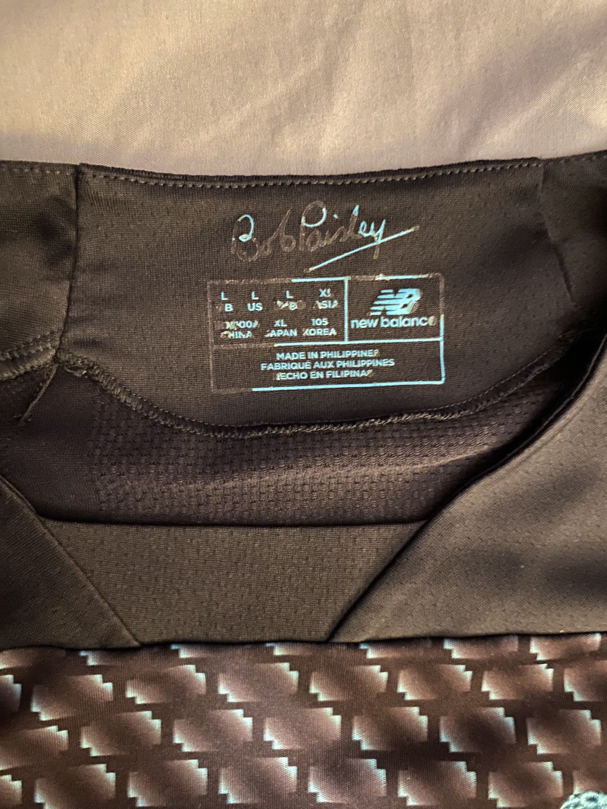 New Balance Liverpool 2019/20 third kit Size US L / EU 52-54 / 3 - 2 Thumbnail