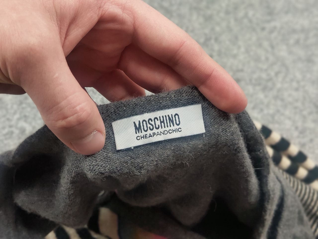 Moschino Moschino cheap & chic Wool Blend Button Striped Cardigan Size L / US 10 / IT 46 - 12 Thumbnail