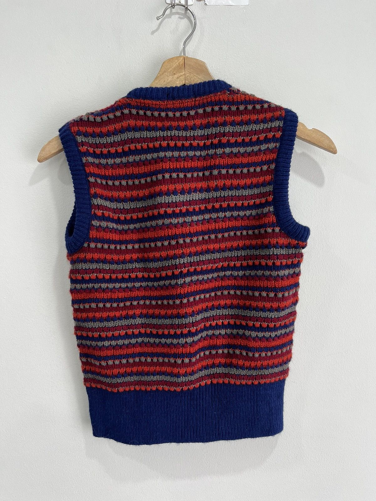 Vintage Vintage 70s Montgomery Ward Sweater Knit Vest pattern Size US XS / EU 42 / 0 - 3 Thumbnail