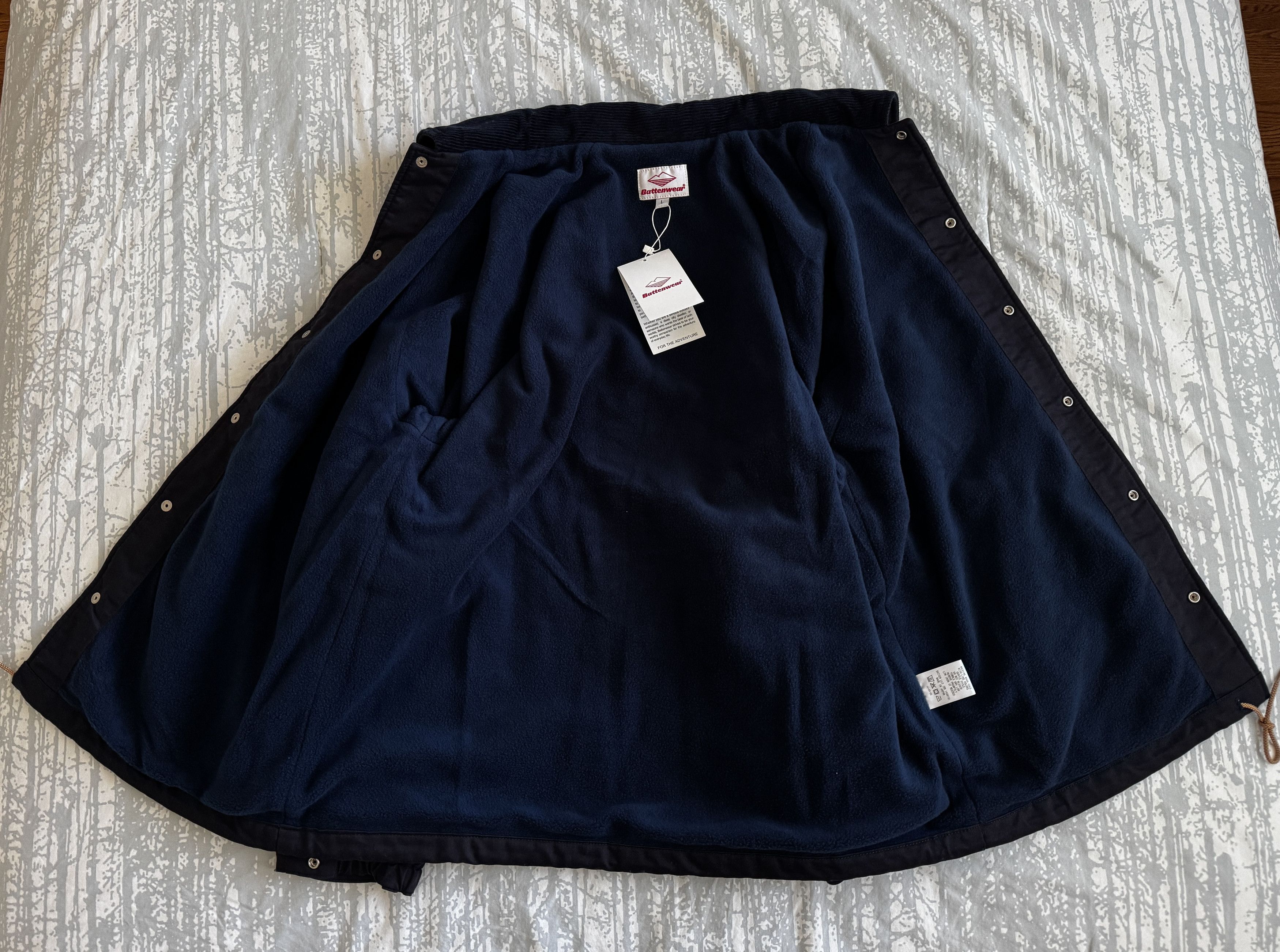 Beach Breaker (Lined) / Navy Nyco Back Sateen Coach Jacket in Blue, Men's — image 4 of 6