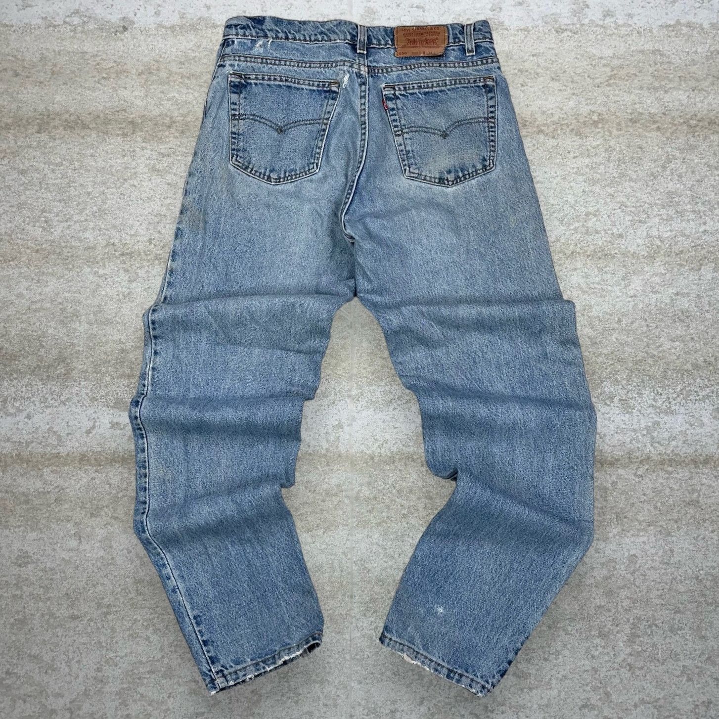 Levi's Vintage 90s Levis Jeans 550 34x34 Relaxed Light Wash Denim Size US 34 / EU 50 - 1 Thumbnail
