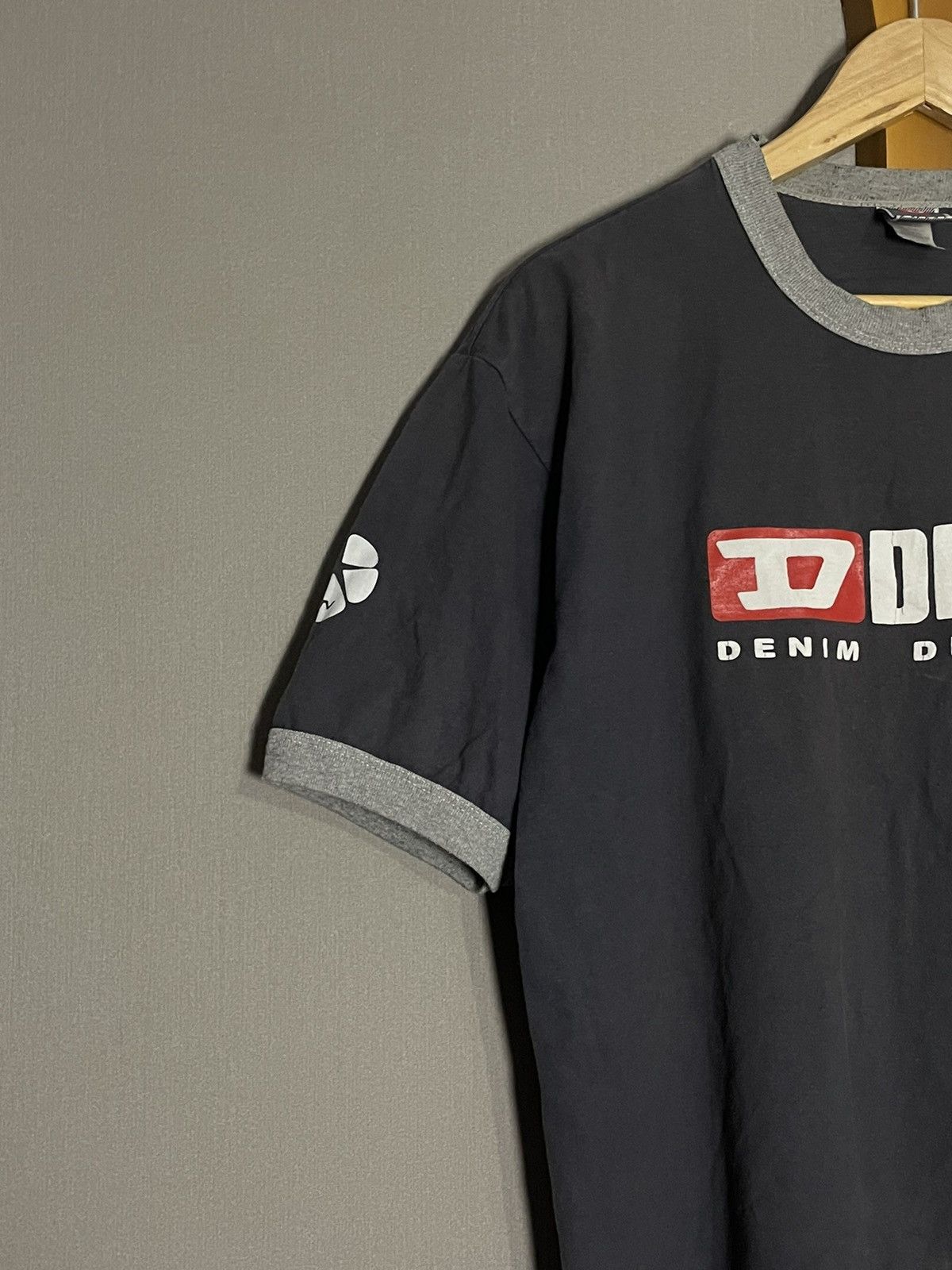 Diesel Vintage Diesel Big Arabic Logo T-shirt Rare Crewneck Size US XL / EU 56 / 4 - 3 Thumbnail