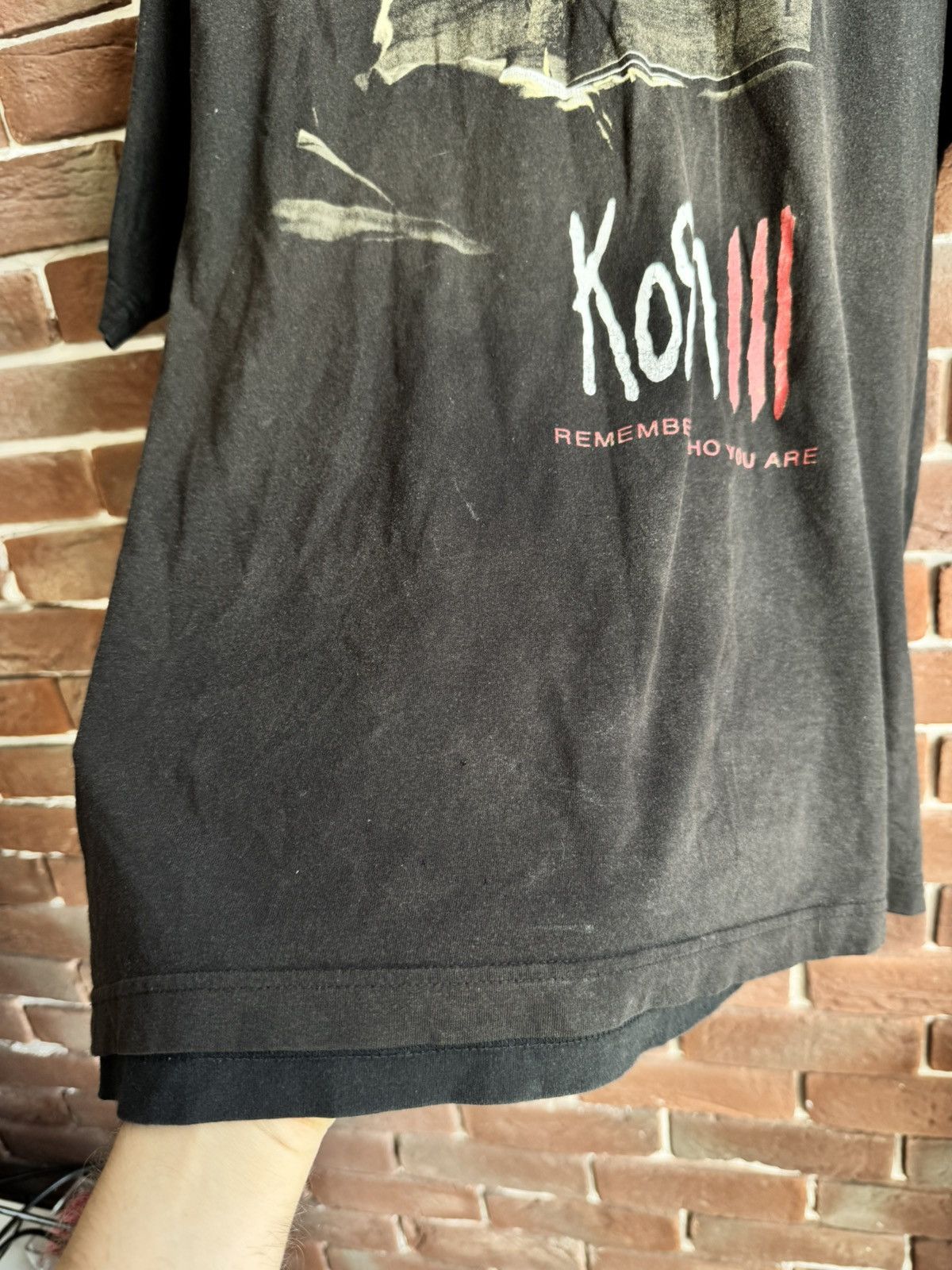 Vintage Vintage 00s Korn Tee Remember Who You Are Nu Metal Band Tee Size US XL / EU 56 / 4 - 5 Thumbnail