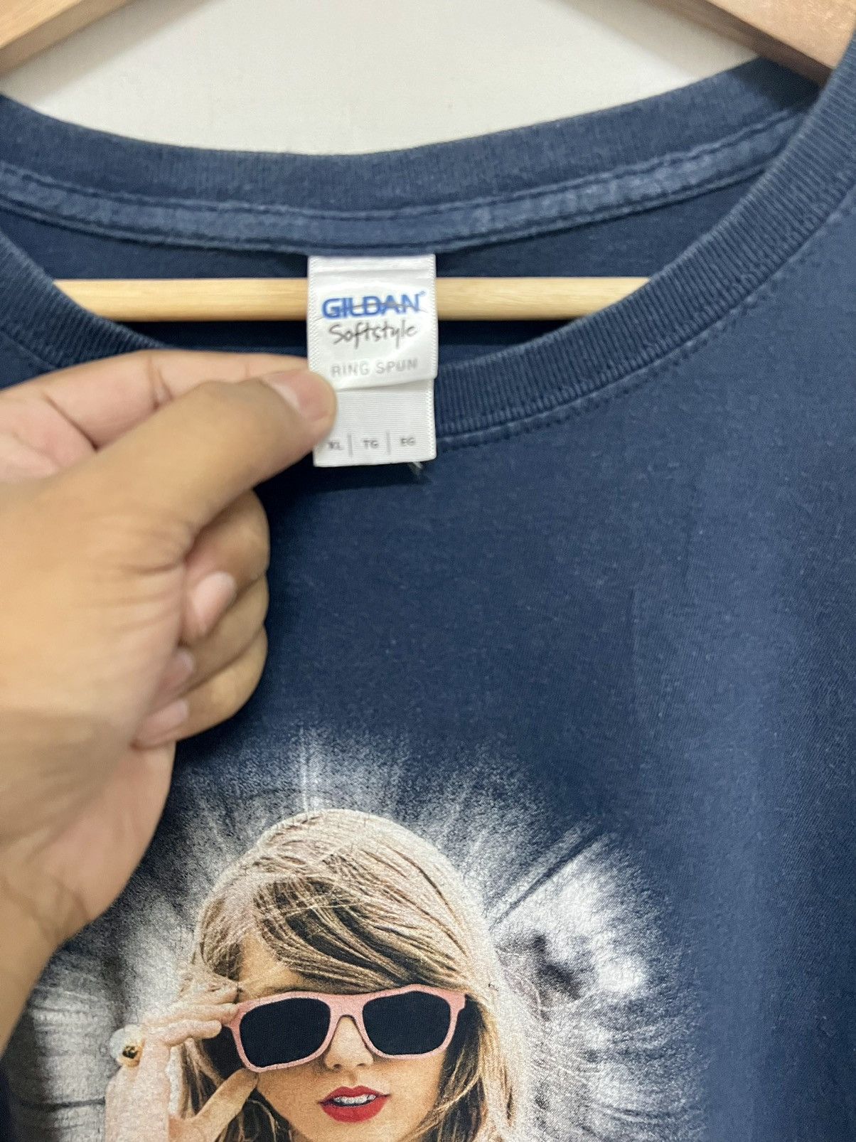 Band Tees × Vintage Taylor Swift The 1989 World Tour Tee Size US XL / EU 56 / 4 - 7 Thumbnail