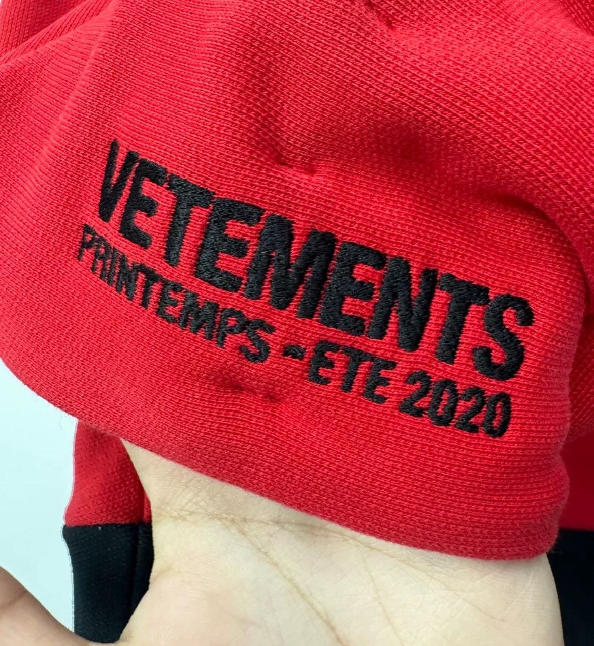 Vetements Vetements 19FW Thick Mask Anarchism Hoodie2412-Nextarrow Size US S / EU 44-46 / 1 - 5 Thumbnail