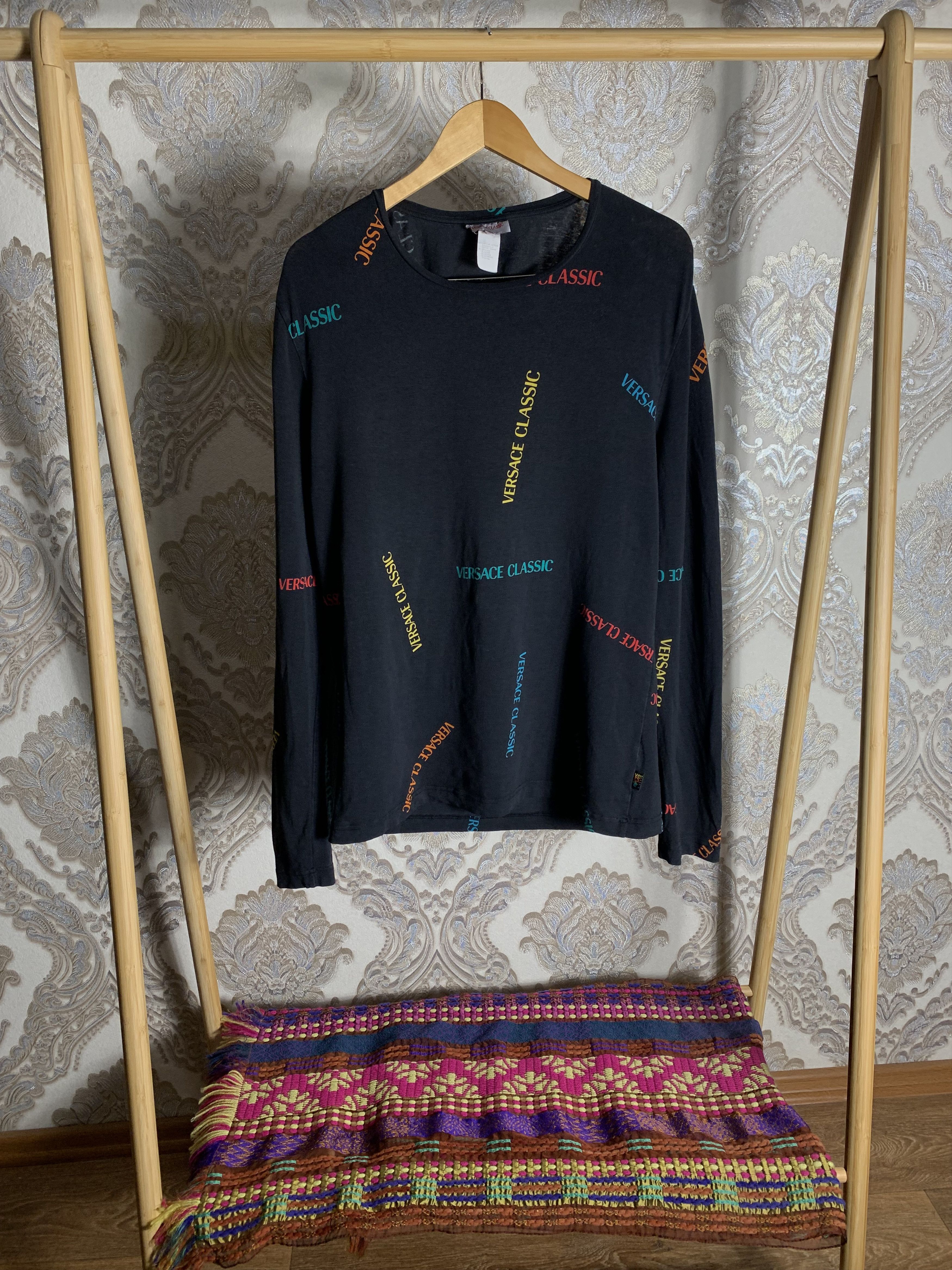 Versace VINTAGE VERSACE CLASSIC ITALIAN DESIGNER MONOGRAM 90s RETRO Size US XL / EU 56 / 4 - 1 Thumbnail