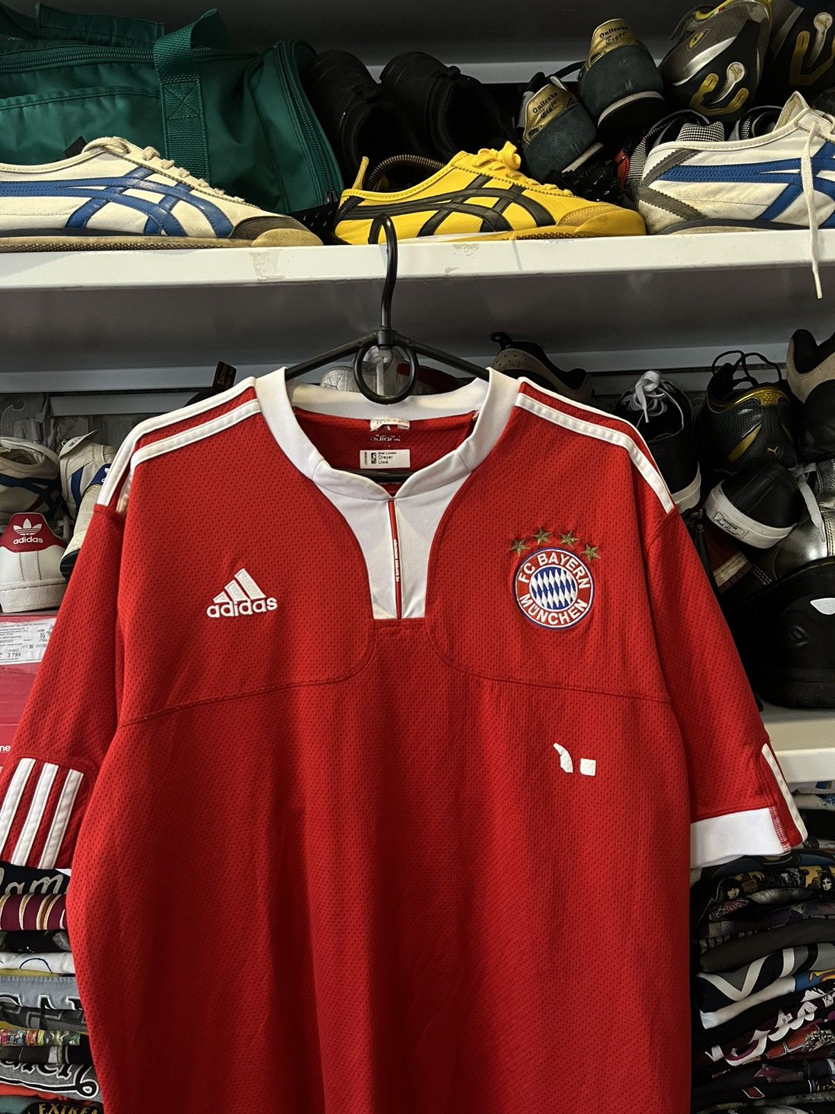 Adidas ADIDAS FC Bayern Munchen Mens Football Shirt Jersey Red Size US L / EU 52-54 / 3 - 2 Thumbnail