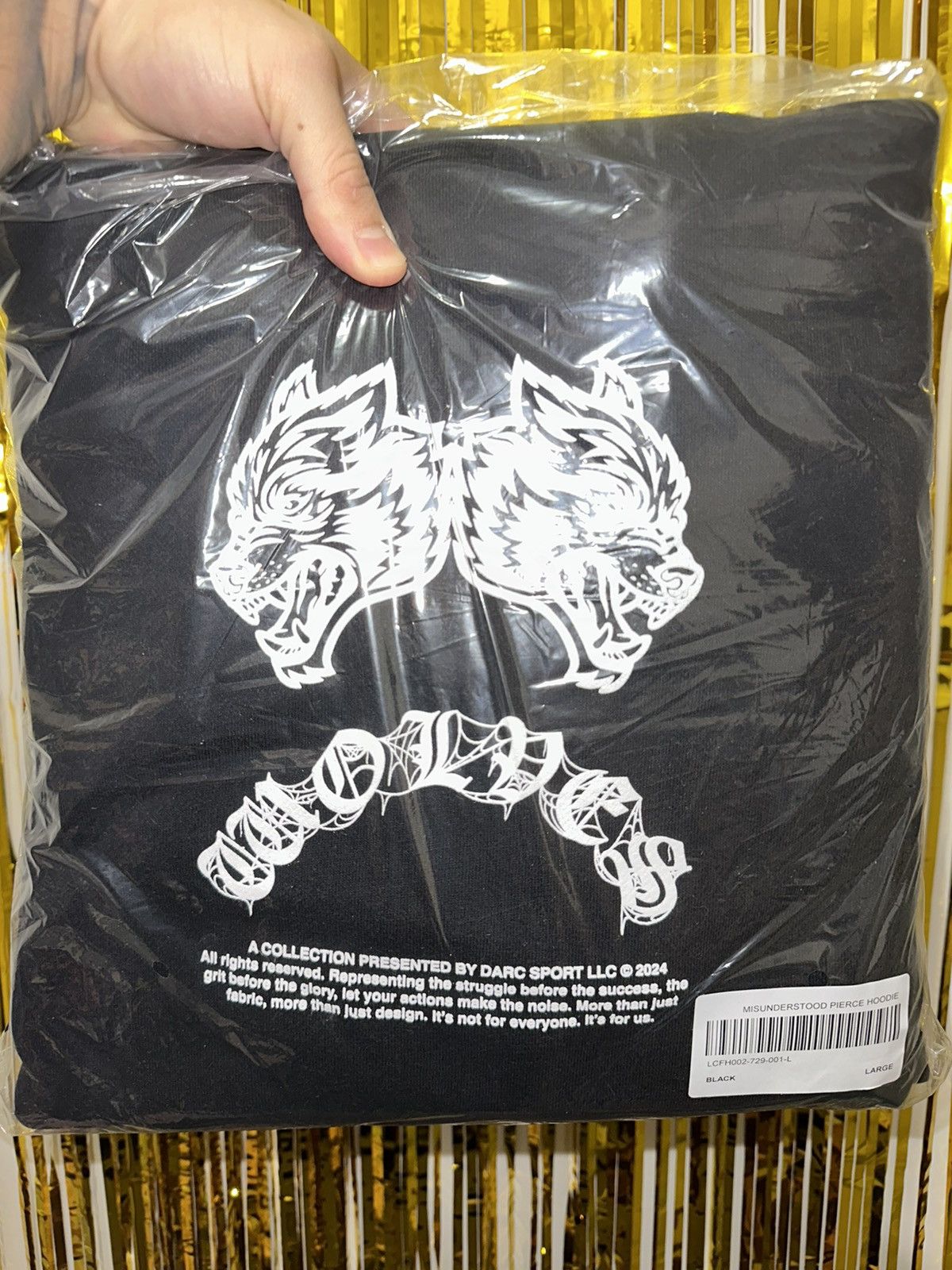 Darc Sport DARC SPORT X MARVEL SPIDER-MAN VENOM “MISUNDERSTOOD” Size US L / EU 52-54 / 3 - 8 Thumbnail