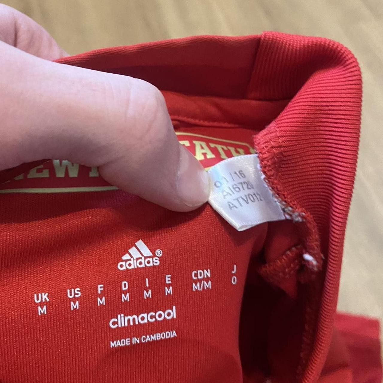 Adidas 2016-17 *6 Pogba Manchester United Home Adidas Football Size US M / EU 48-50 / 2 - 5 Thumbnail