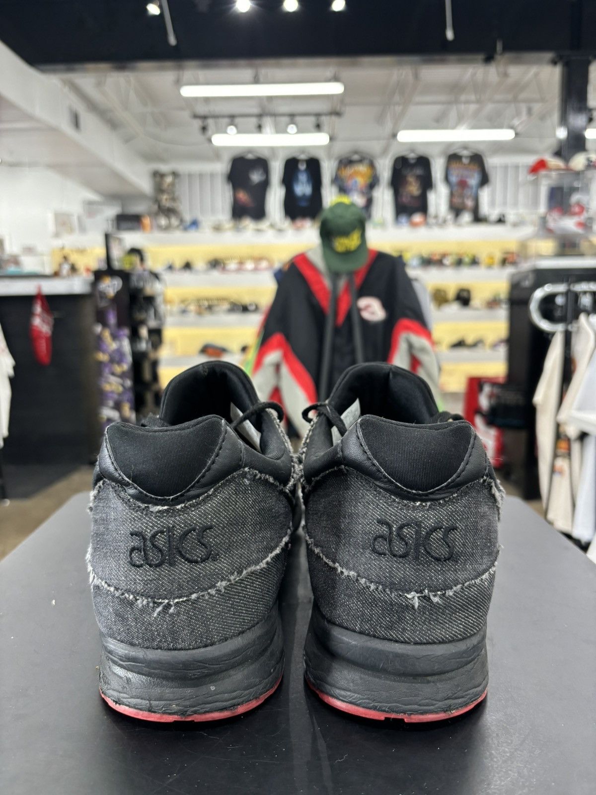 Asics ASICS Gel-Lyte V Selvedge Denim Black Sz. 13 (2016) Size US 13 / EU 46 - 5 Thumbnail
