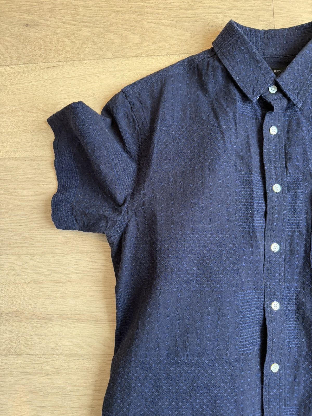 Wings + Horns Short sleeve button up Size US M / EU 48-50 / 2 - 3 Thumbnail