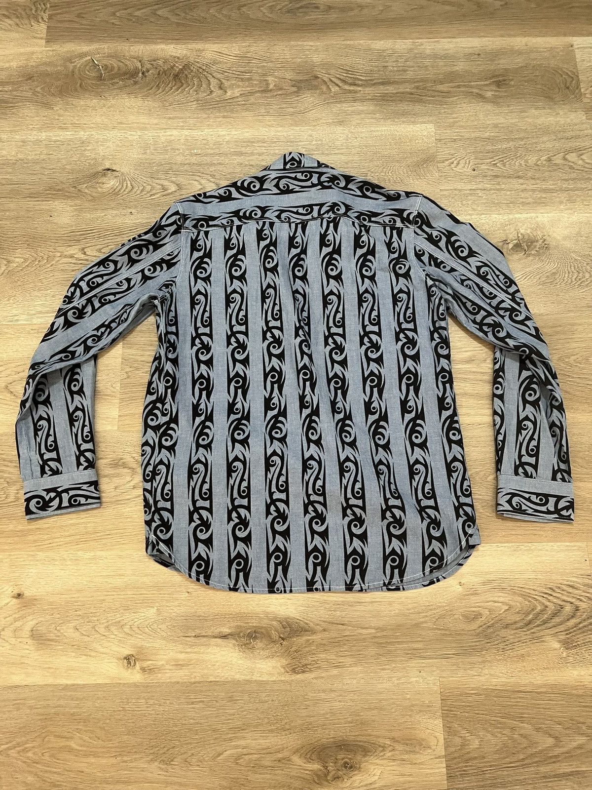 Number (N)ine Number (N)ine x Magical Design Tribal button up Size US M / EU 48-50 / 2 - 5 Thumbnail