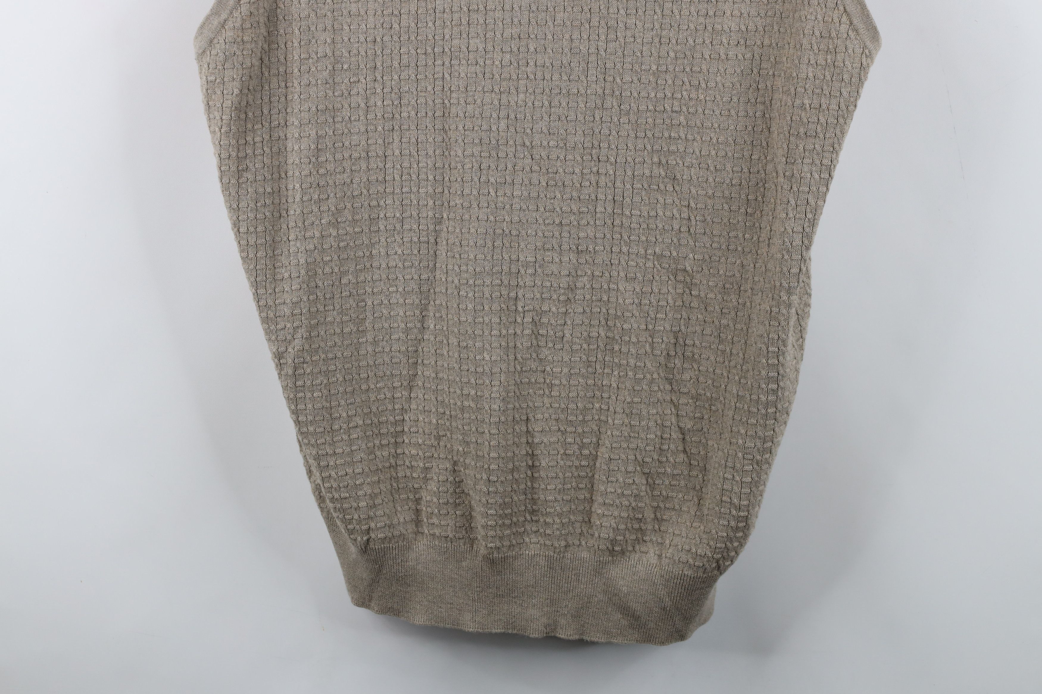 Vintage Vintage 90s Streetwear Cable Knit V-Neck Sweater Vest Beige Size US XL / EU 56 / 4 - 3 Thumbnail