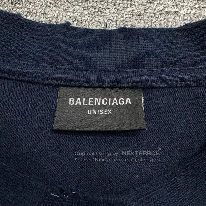 Balenciaga Balenciaga Distressed Logo Print Tee. Size US M / EU 48-50 / 2 - 2 Thumbnail