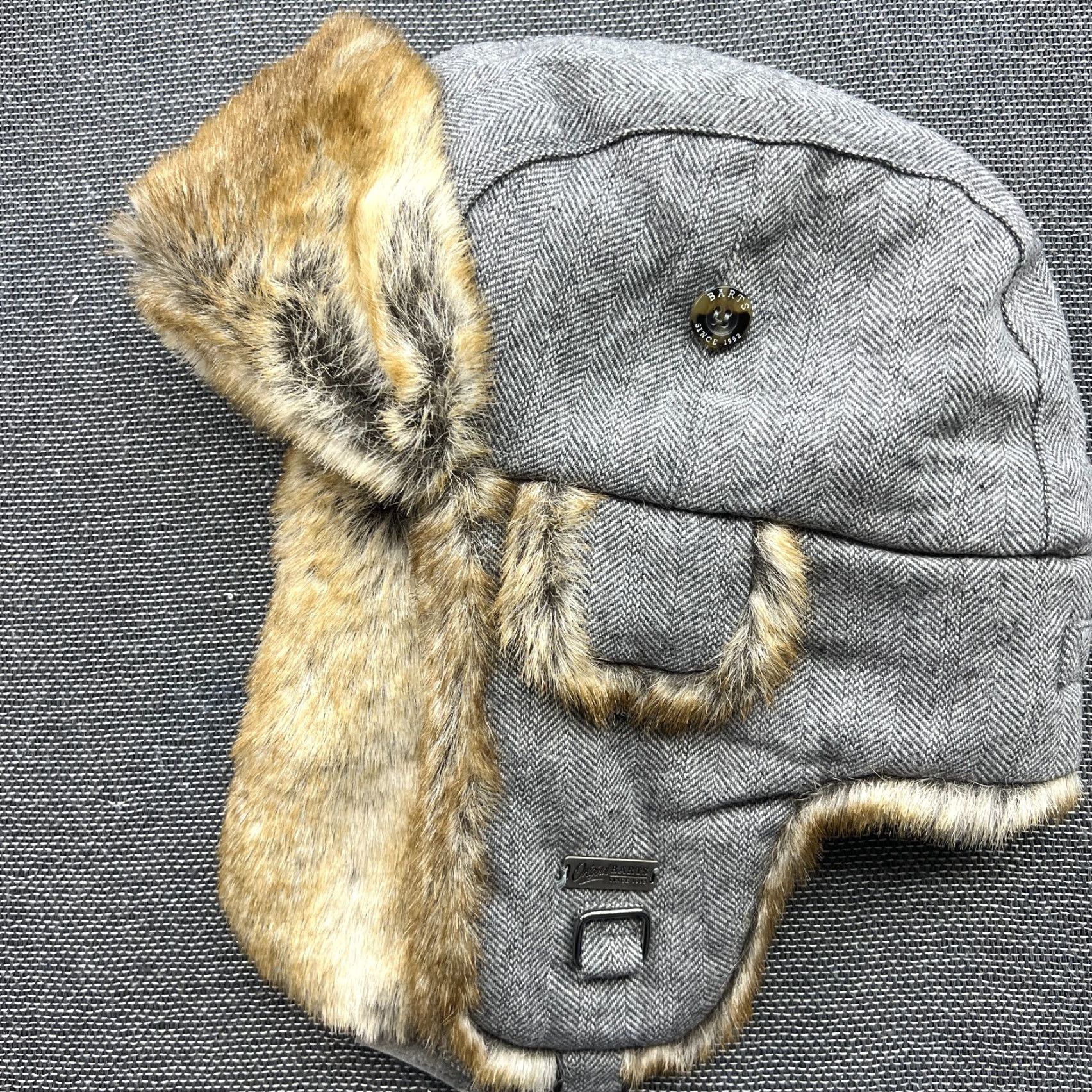 Vintage Barts Deluxe Trapper Hat One Size Faux Fur Aviator Ushanka Quilted Gray Womens/Unisex Adults Hat Size ONE SIZE - 2 Thumbnail