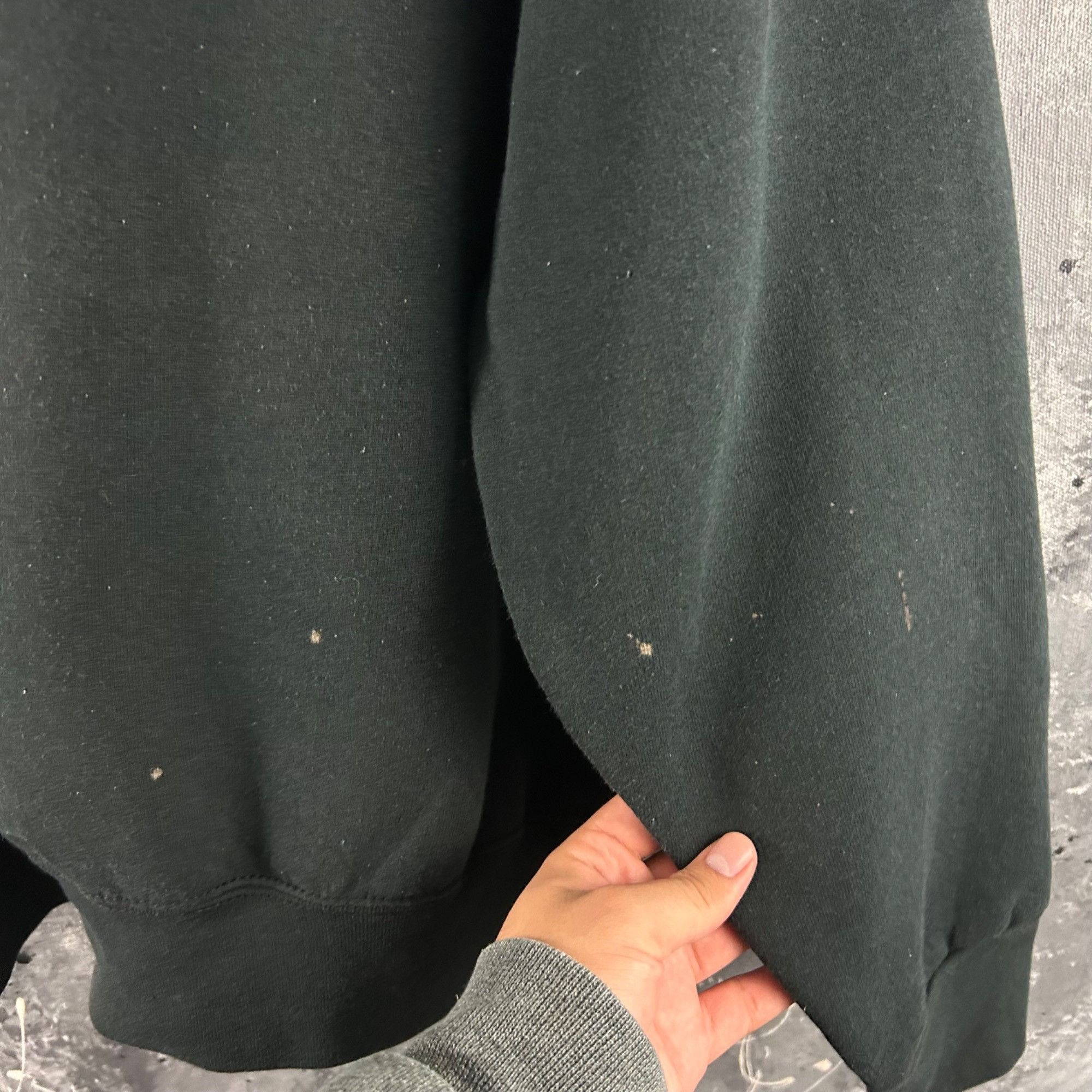 Vintage Vintage 90’s BVD blank black sweatshirt Size US L / EU 52-54 / 3 - 4 Thumbnail