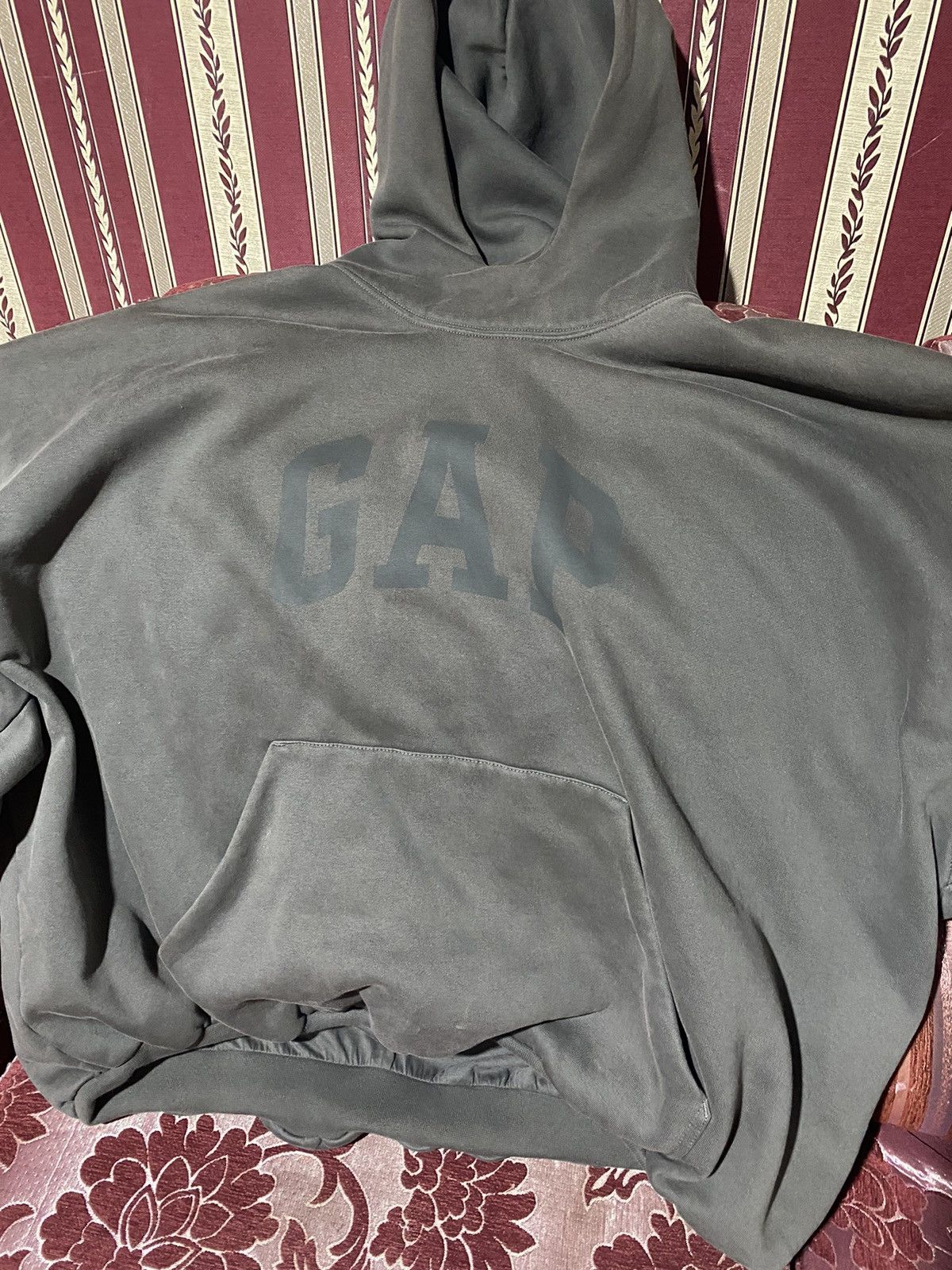 Balenciaga × Gap × Kanye West 🕊️BNWT Yzy Yeezy Gap Balenciaga Dove Gray hoodie Size US L / EU 52-54 / 3 - 7 Thumbnail