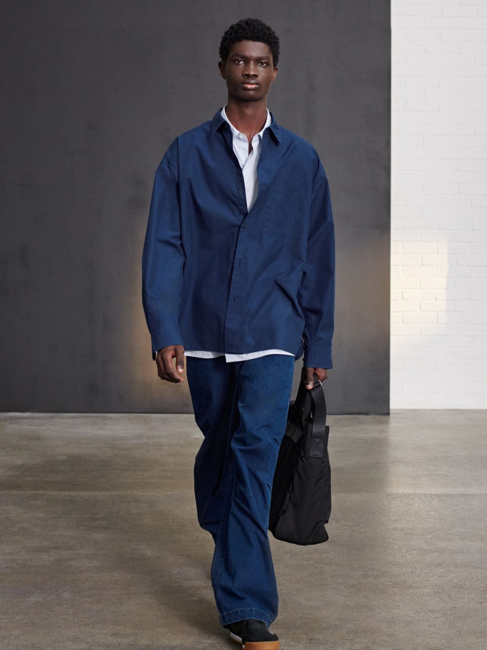Uniqlo Uniqlo 2Way Utility Bag Size ONE SIZE - 1 Thumbnail