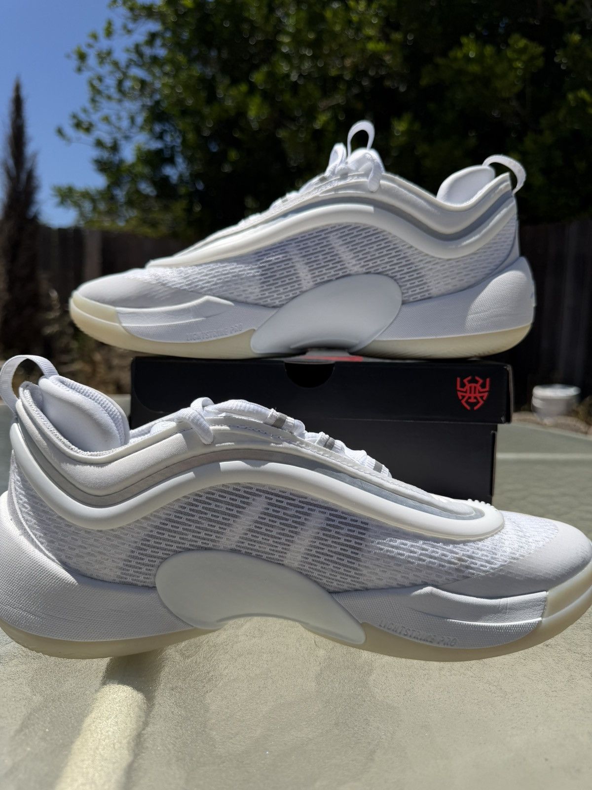 Adidas Adidas D.O.N. Issue 6 Size US 9.5 / EU 42-43 - 3 Thumbnail