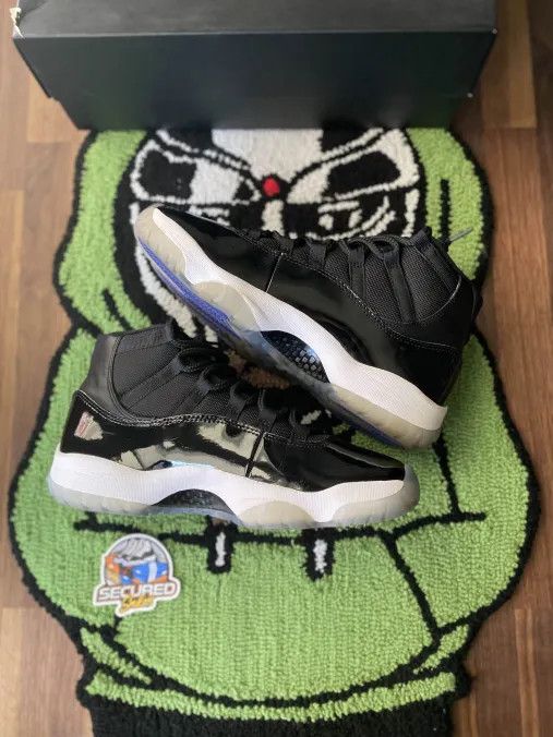Jordan Brand × Nike Jordan 11 Retro Space Jam (2016) Size US 9.5 / EU 42-43 - 3 Thumbnail