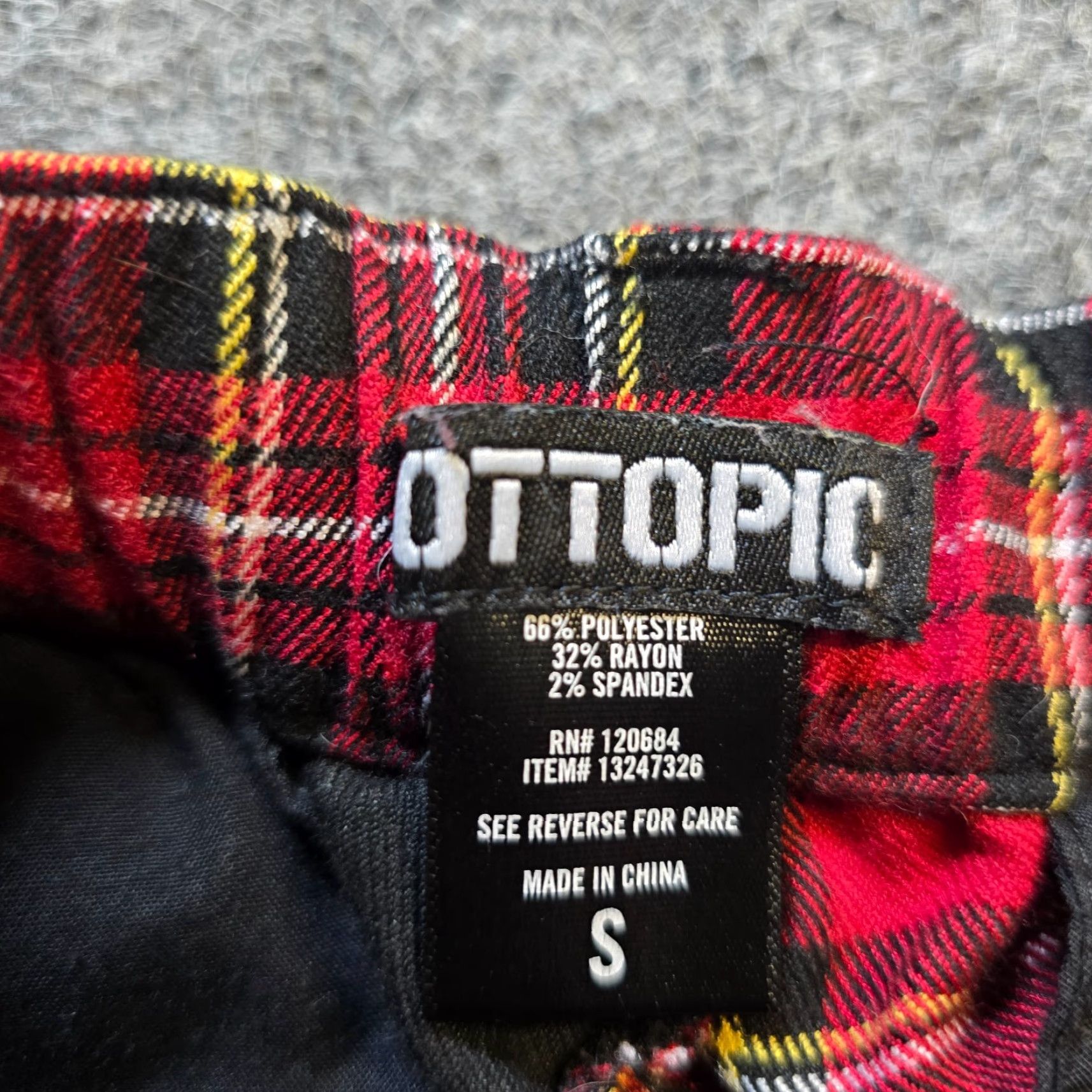 Hot Topic Hot Topic Pants Women S Red Black Plaid Coloblock Tapered Punk Rock Shirt? Size 28" / US 6 / IT 42 - 4 Thumbnail