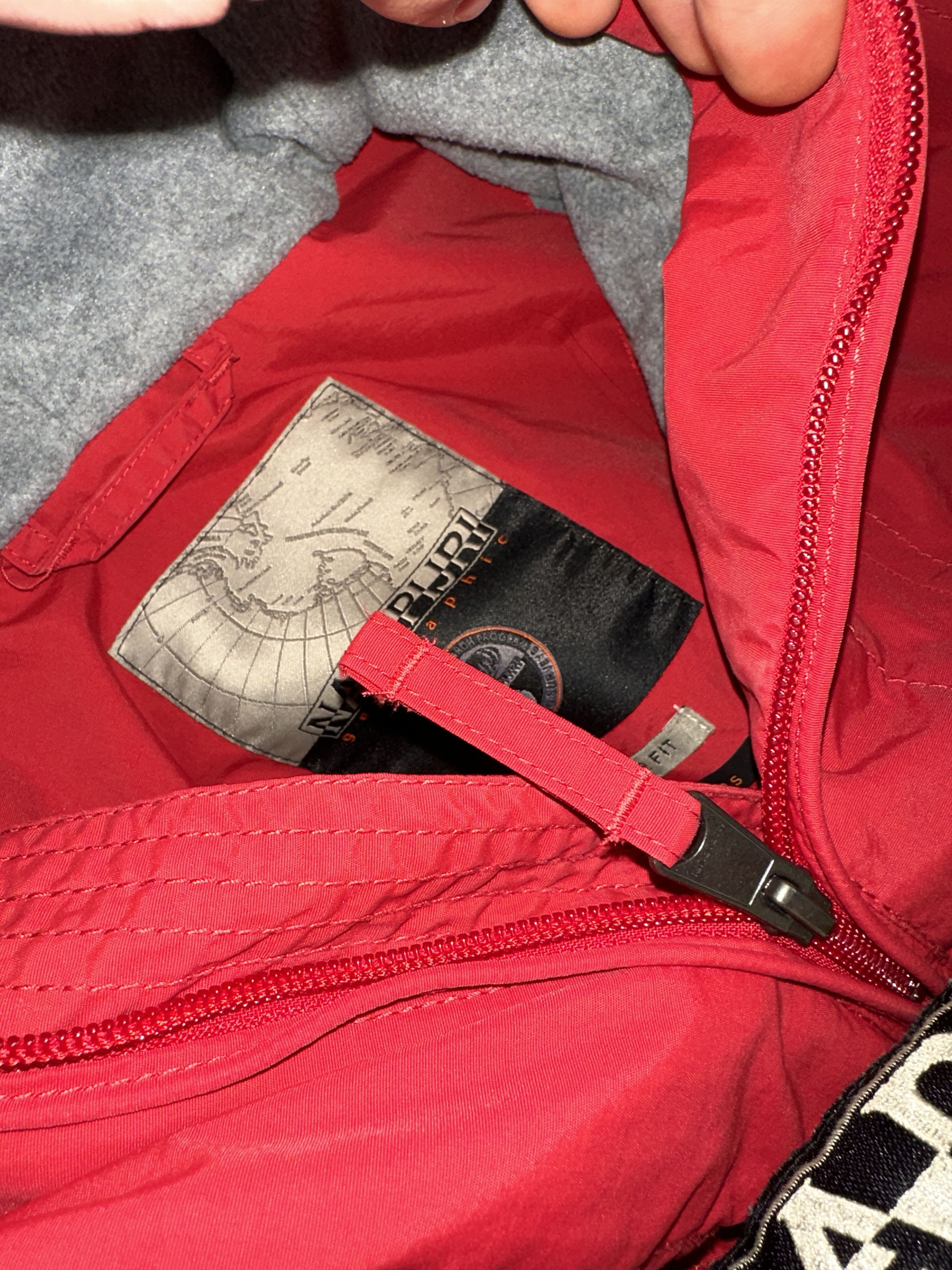 Napapijri Napapijri Skidoo Taped Seams Wind Bomber Windbreaker Size S Size US S / EU 44-46 / 1 - 13 Thumbnail