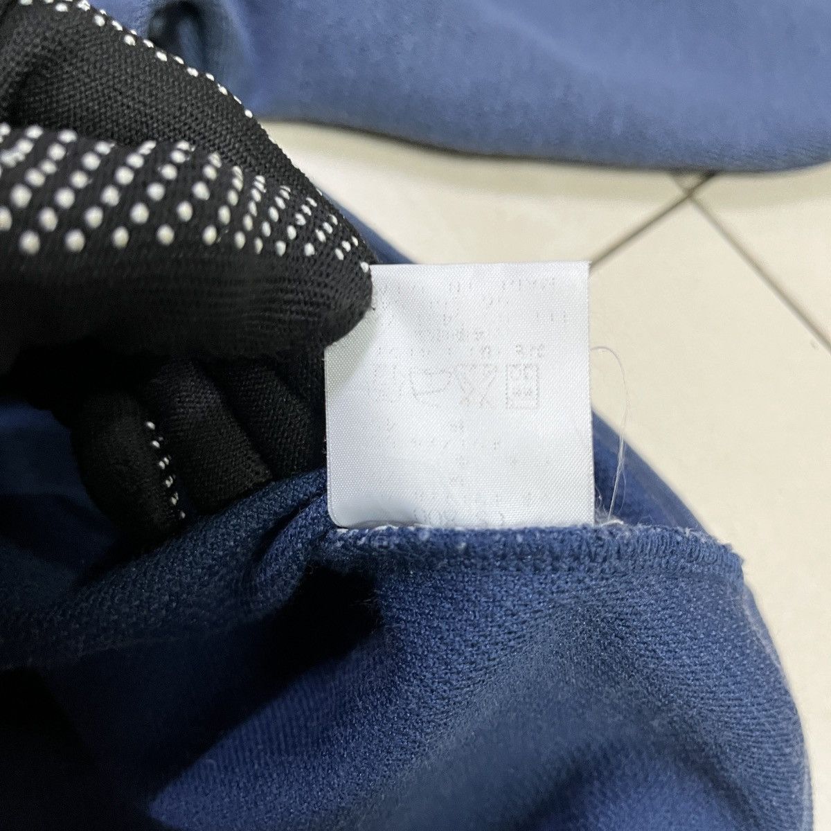 Champion × Japanese Brand × Vintage Vintage Champion Cropped Sweatshirt/Pullover Size US S / EU 44-46 / 1 - 6 Thumbnail