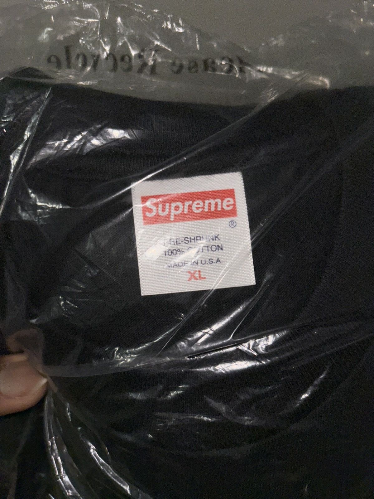 Supreme Supreme Kiss Tee Size US XL / EU 56 / 4 - 4 Thumbnail