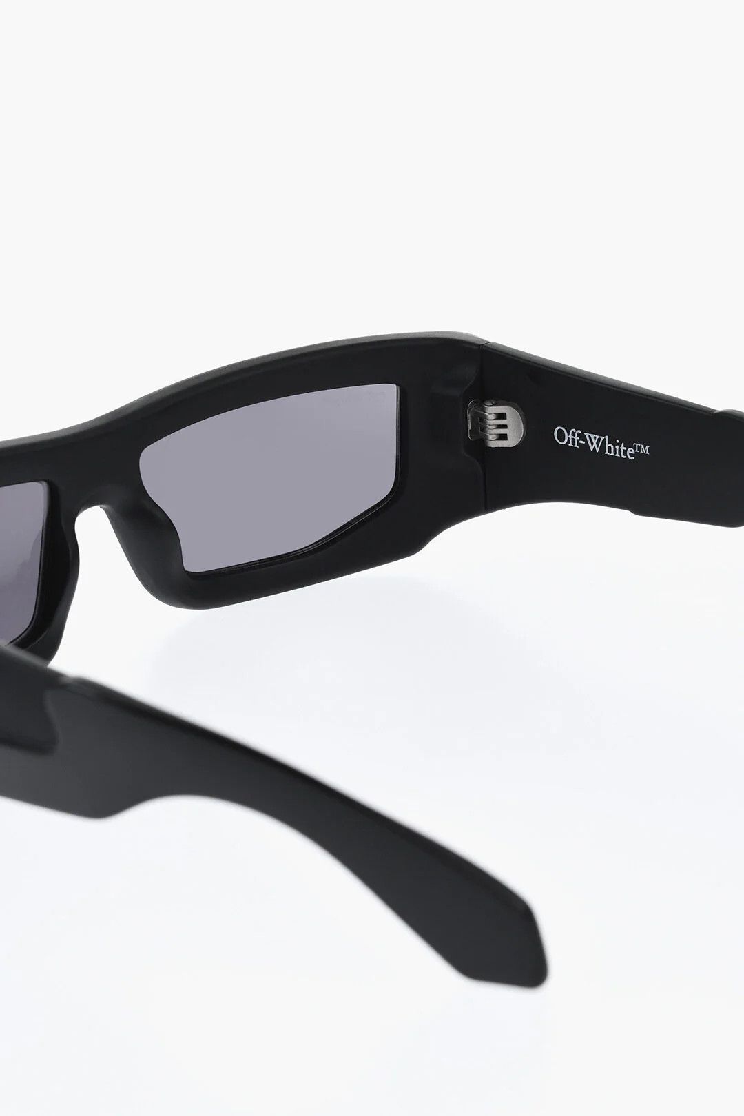 Off-White og1mm0426 Size: OS / Shield Sunglasses in Black Size ONE SIZE - 3 Thumbnail