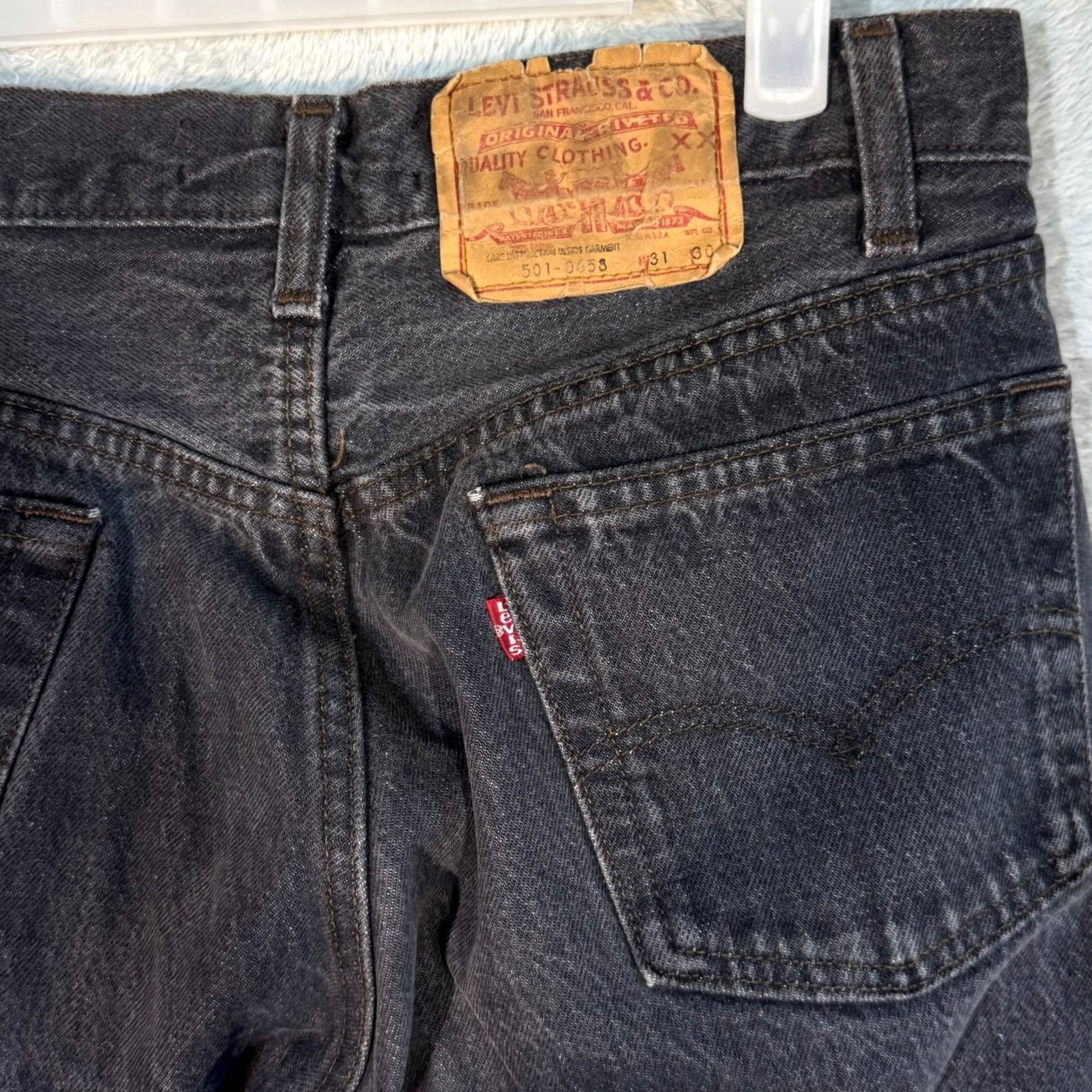 Levi's VINTAGE Levi’s 501 Jeans Men’s 31 x 30 Black Denim Button Fly Straight Leg Size US 31 - 7 Thumbnail