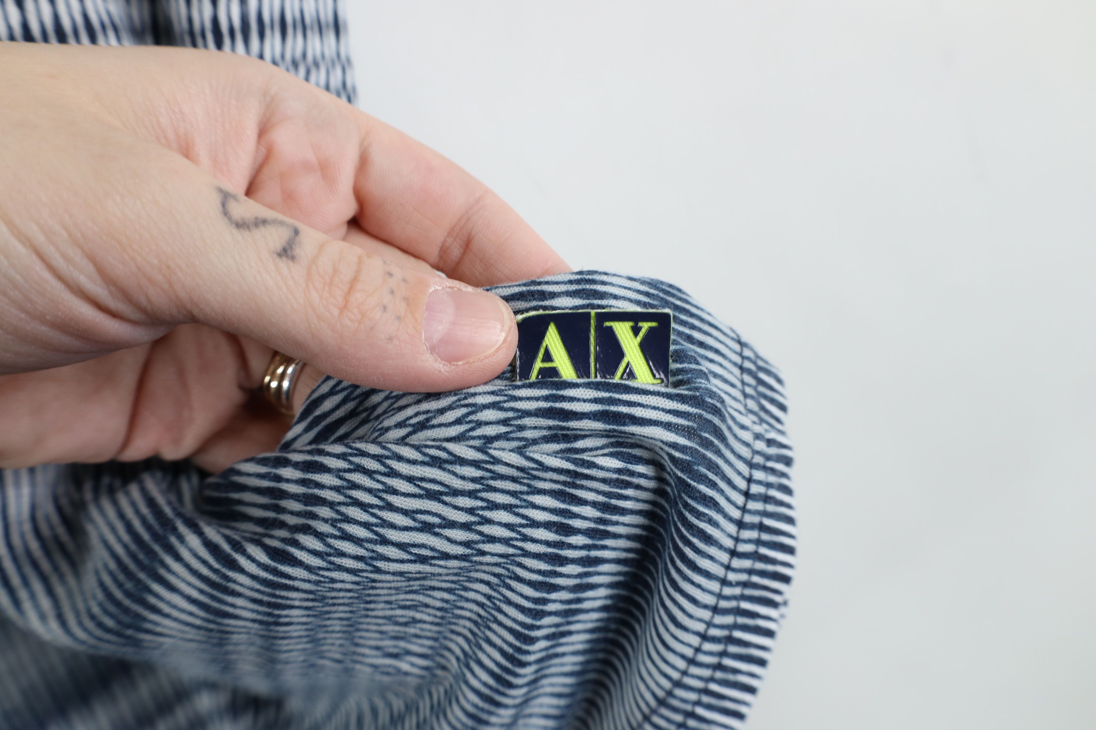 Armani Exchange Armani Exchange Trippy Geometric Short Sleeve V-Neck T-Shirt Size US S / EU 44-46 / 1 - 5 Thumbnail