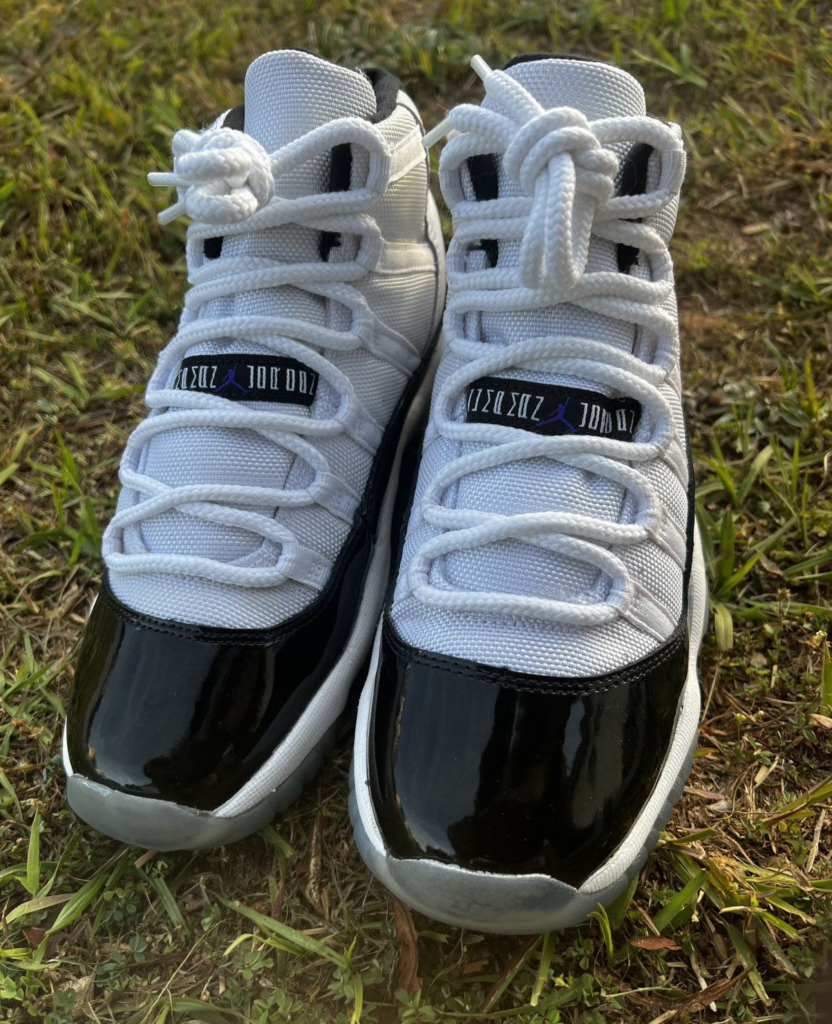 Jordan Brand CLEAN Air Jordan 11 XI size 6 Concord 2018 Retro Shoes Size US 6 / EU 39 - 3 Thumbnail